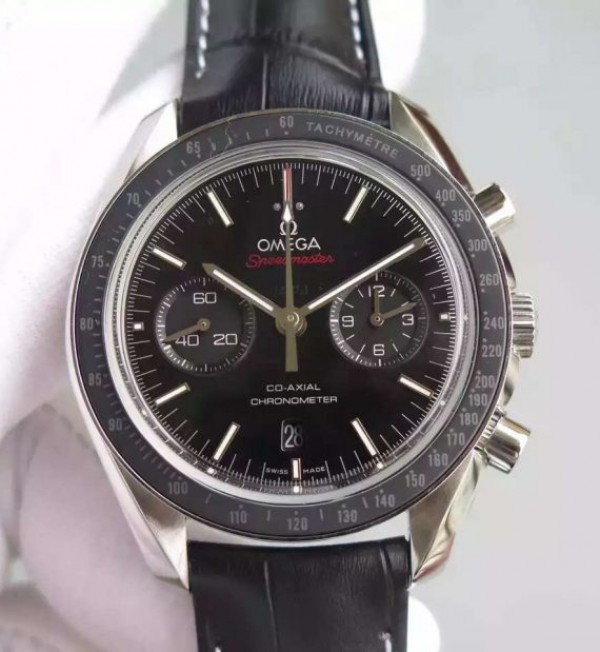 Omega Speedmaster Moonwatch Chrono Dark Side Of The Moon Leather A9300