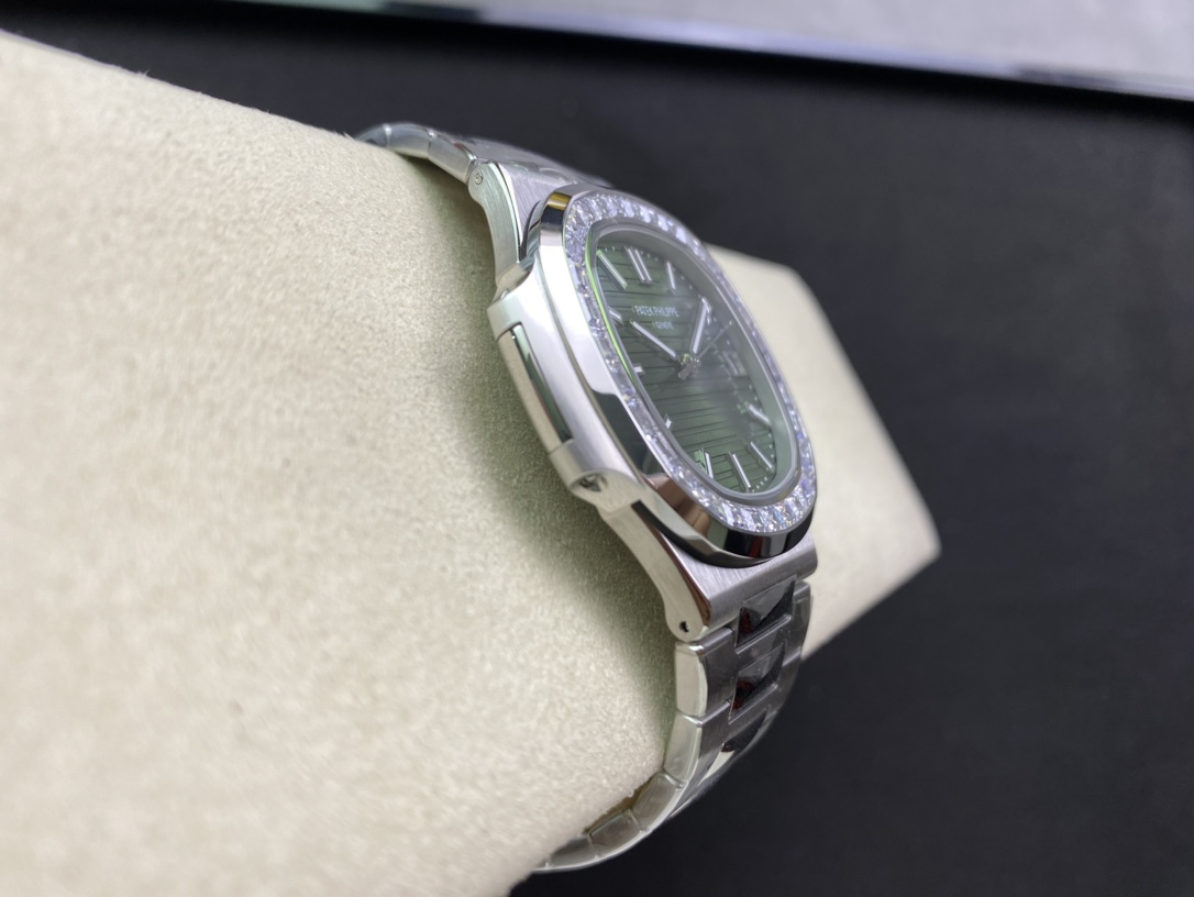 Patek Philippe Nautilus 5711/1300A-001 