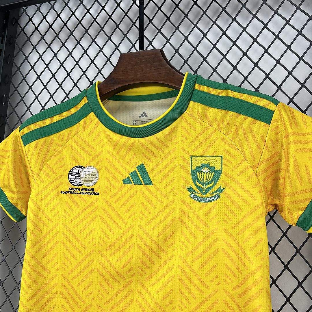 2026 South Africa Home World Cup Soccer Kids Kit Jersey+Shorts - view 8