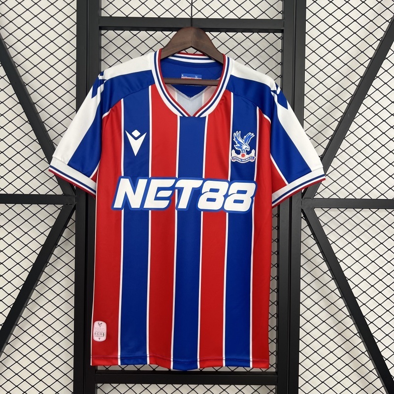 Crystal Palace 25-26 Crystal Palace Home Soccer Jersey vs The Original: A Detailed Comparison