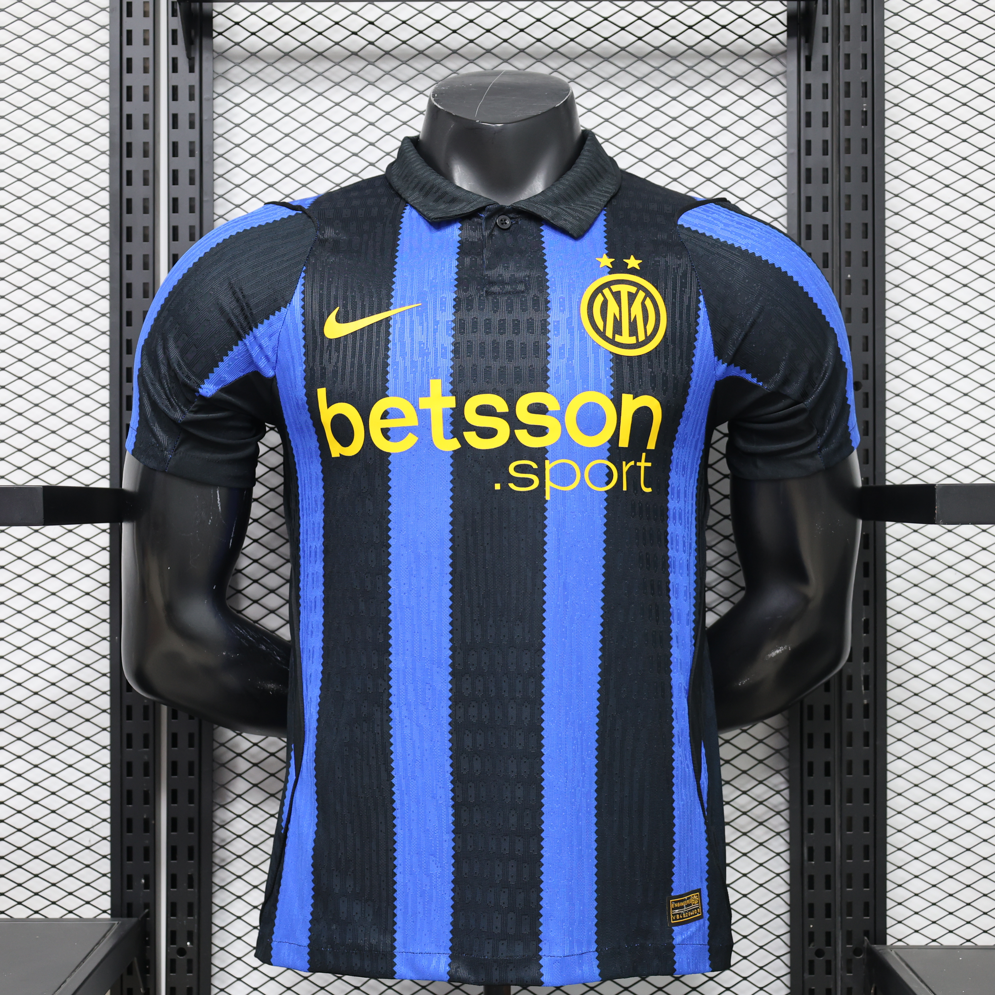 How to Style Your Inter Milano 26-27 Inter Milan Home Kit Jersey Player Version for Every Occasion