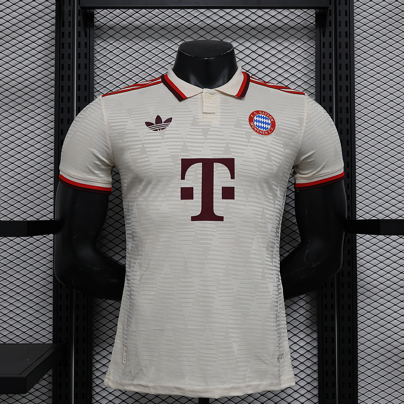 Bayern München 24-25 Bayern Munich Third Away Player Version vs The Original: A Detailed Comparison
