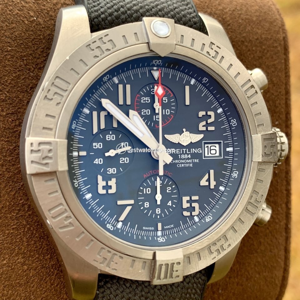 Breitling Avenger Bandit Mens watch Unisex Automatic Titanium E1338310 M534 - gallery