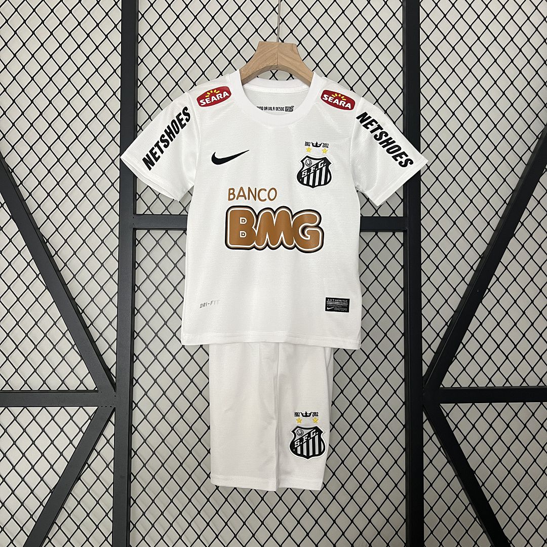 Santos FC 2011/12 Santos FC Home Retro Kids Kit Jersey+Shorts vs The Original: A Detailed Comparison