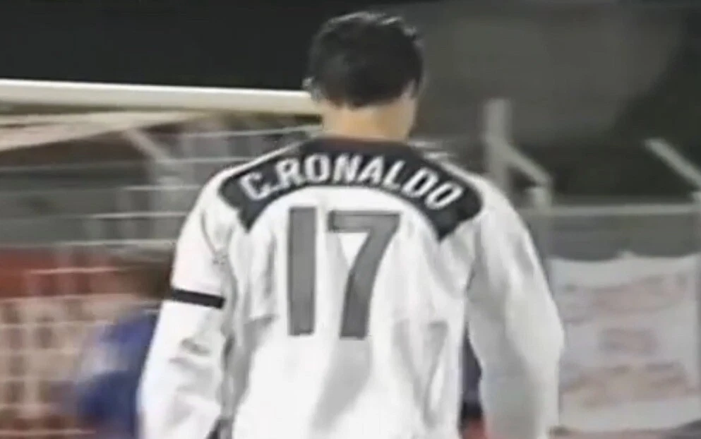 Portugal C. RONALDO #17 Away 2004 Name Print And Number heat transfer - view 3
