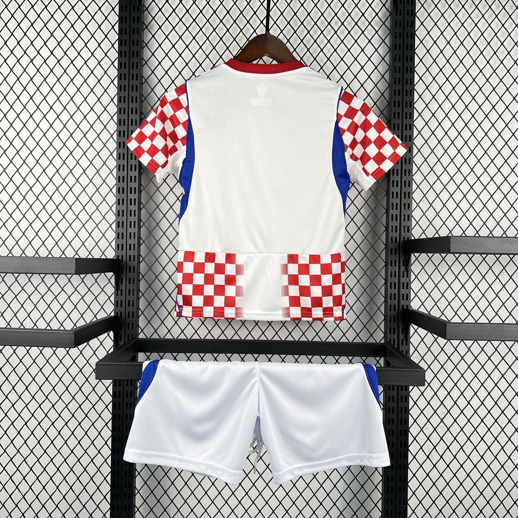 2026 Croatia World Cup Home Football Kids Kit Jersey+Shorts - view 7