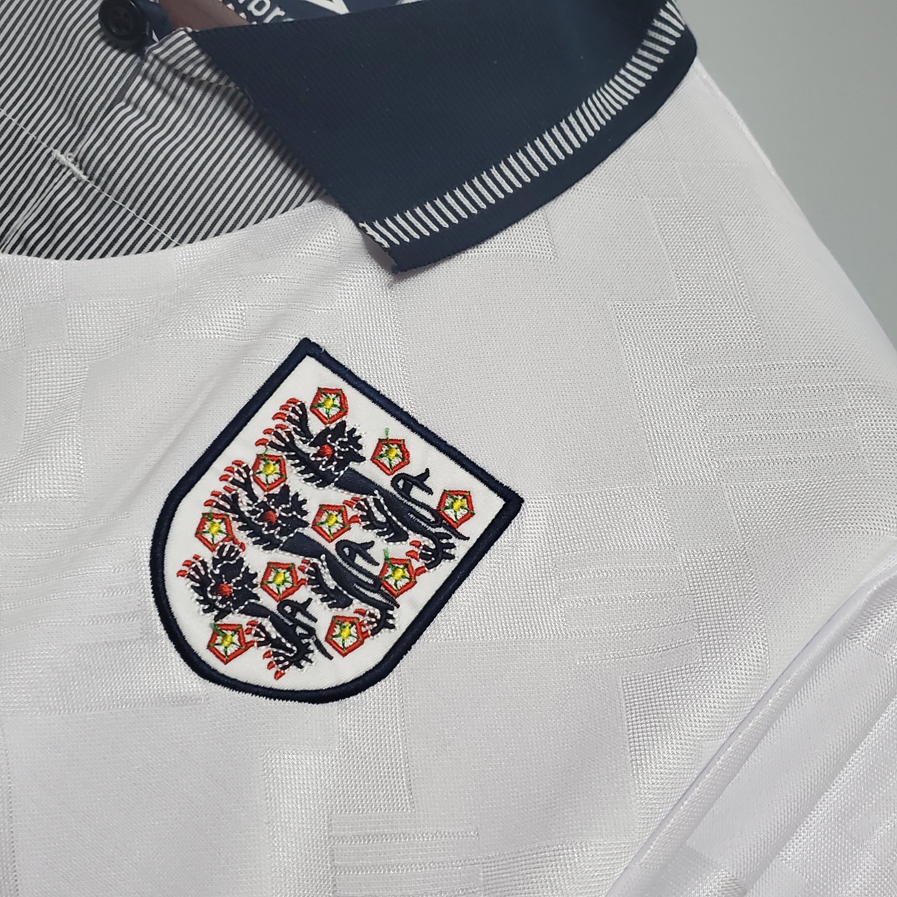 1990 England World Cup Home Retro Jersey - view 6