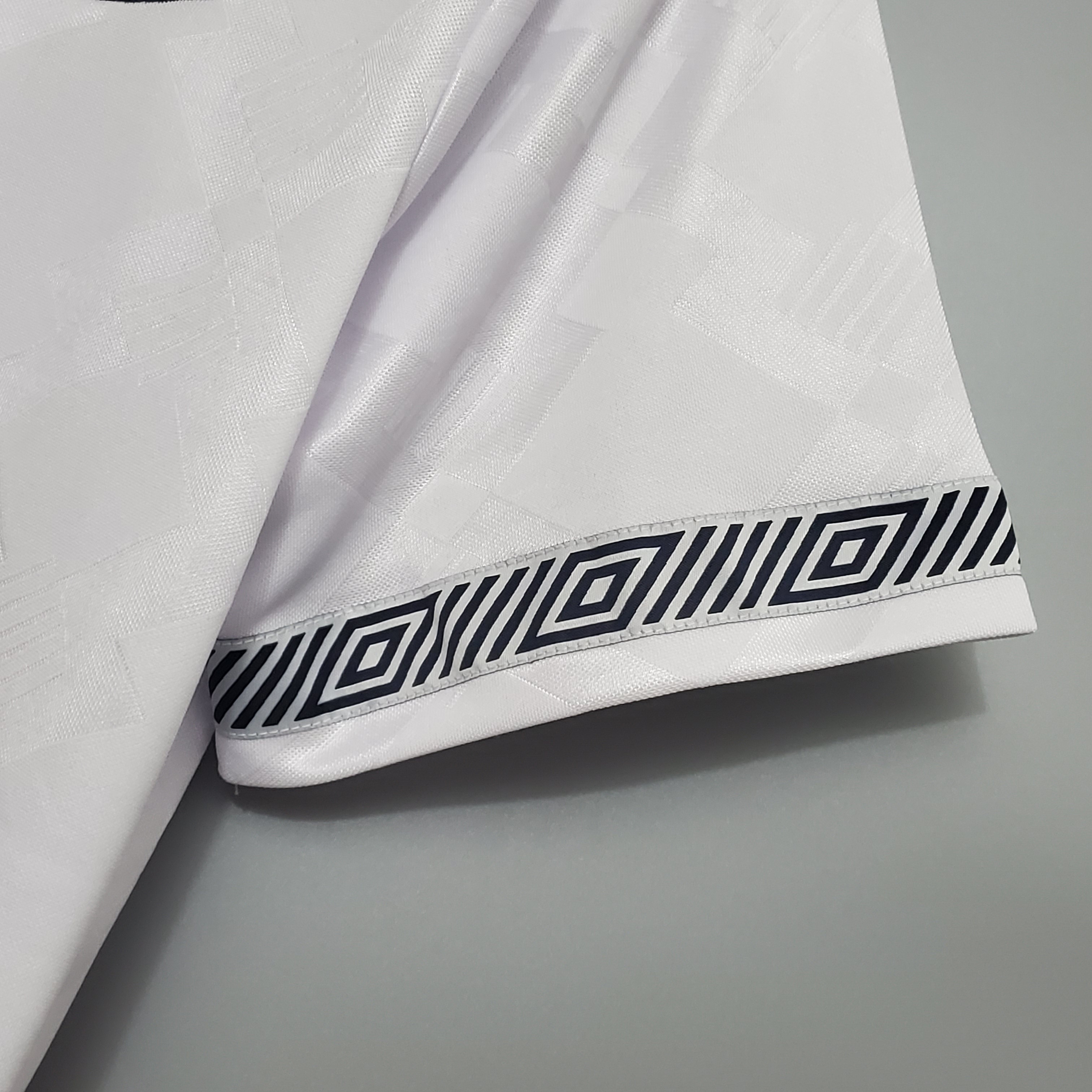 1990 England World Cup Home Retro Jersey - view 8