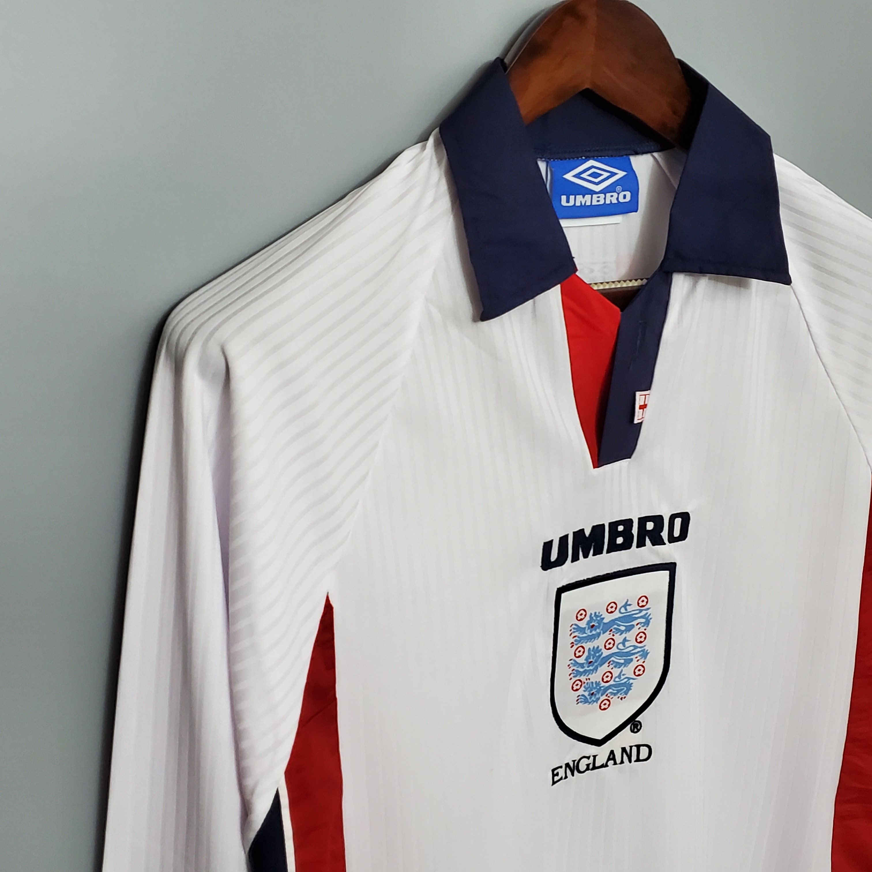 1998 England World Cup Home Retro Jersey Long Sleeve - view 6