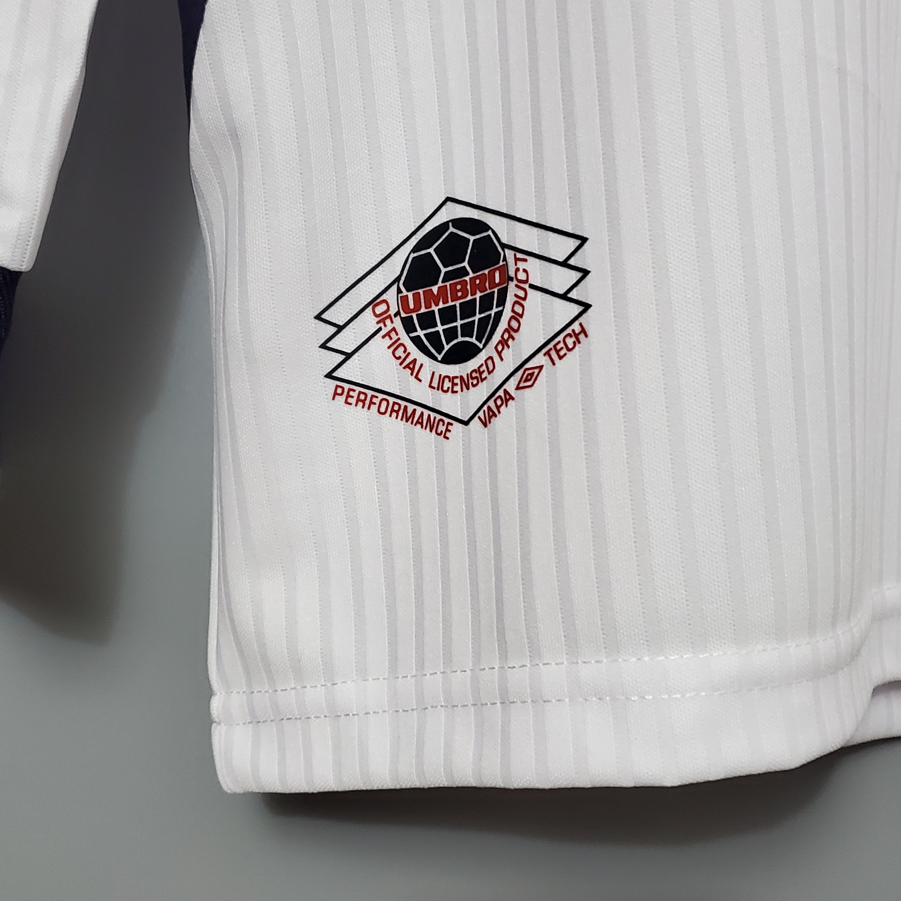 1998 England World Cup Home Retro Jersey Long Sleeve - view 8