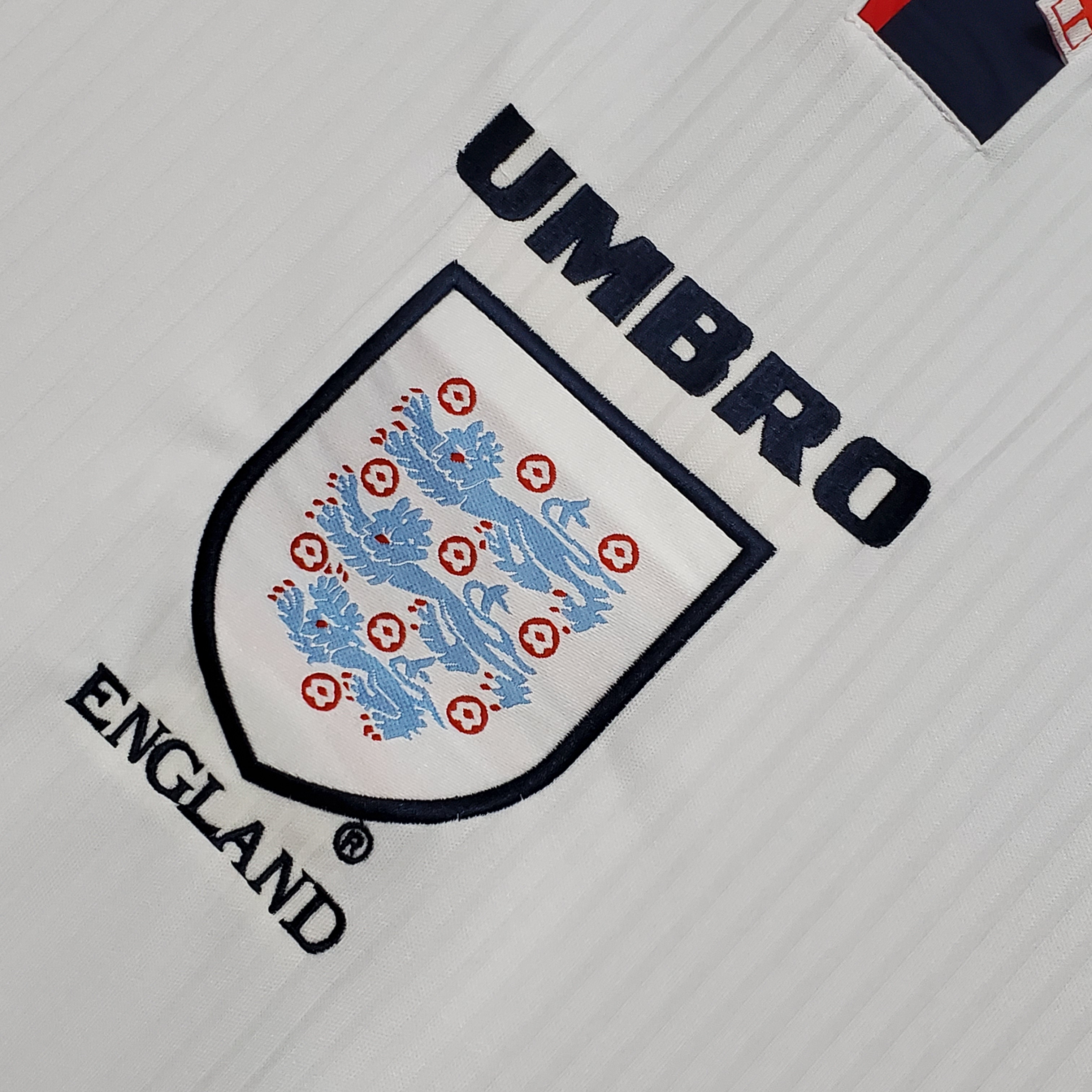 1998 England World Cup Home Retro Jersey - view 5