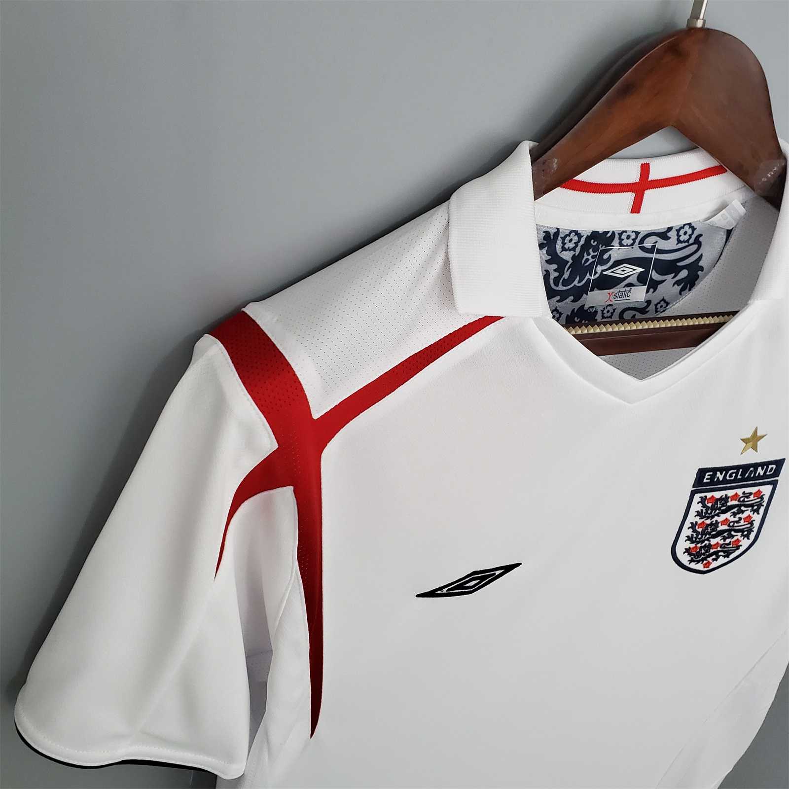 2006 England World Cup Home Retro Jersey - view 8