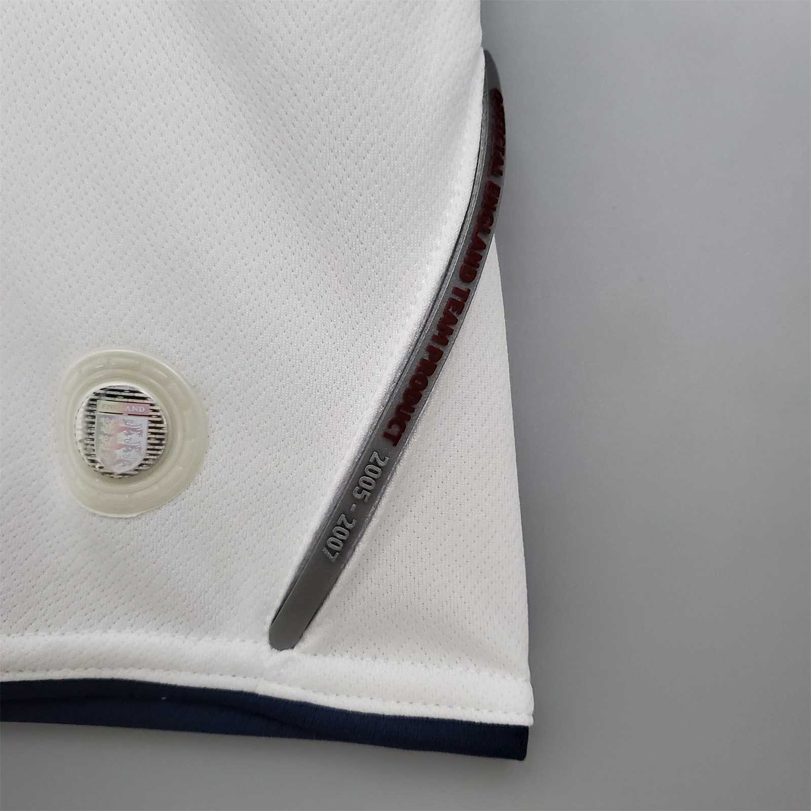 2006 England World Cup Home Retro Jersey - view 10
