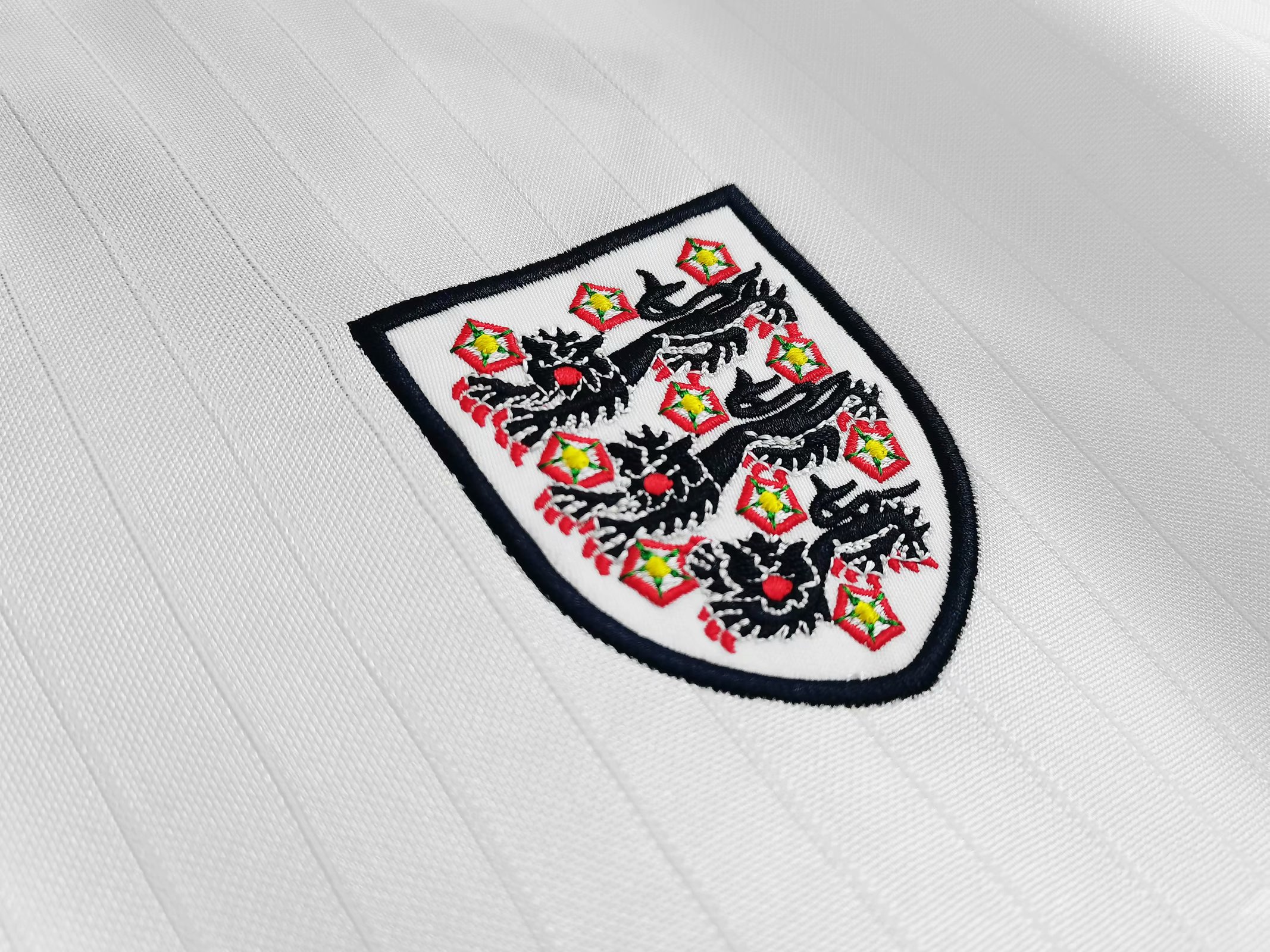 1984/87 England Home Retro Jersey - view 5