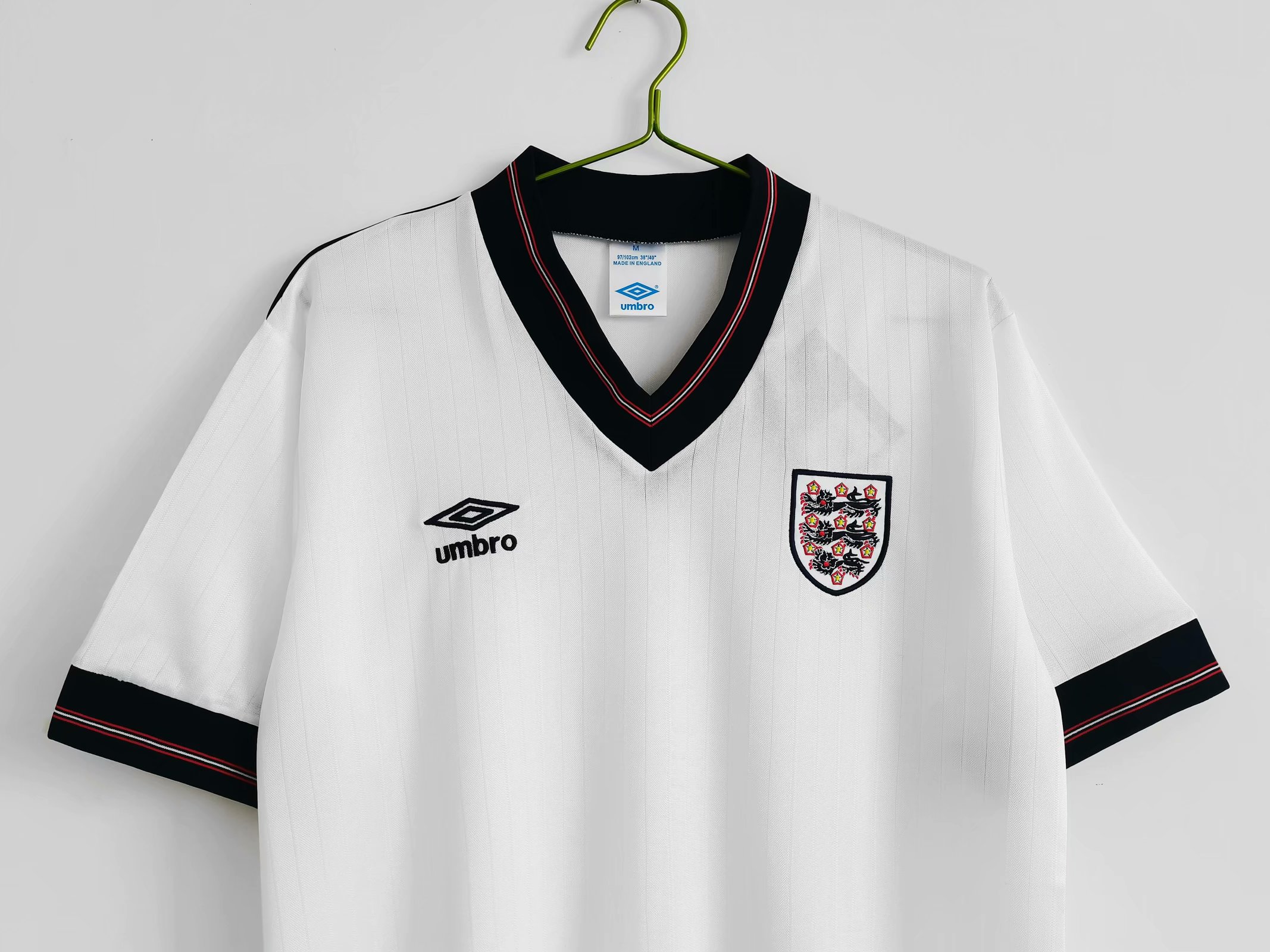 1984/87 England Home Retro Jersey - view 8