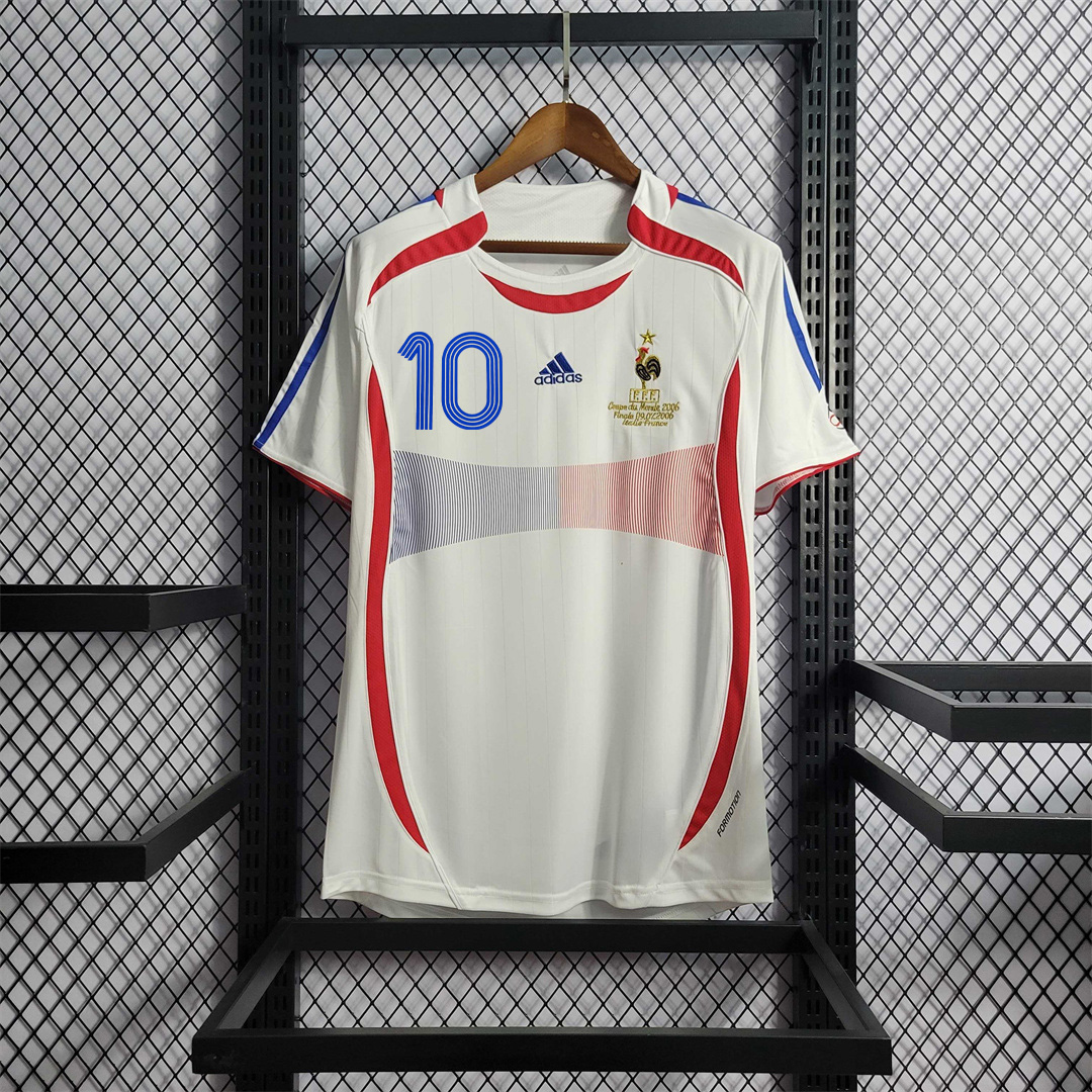 2006 France Zidane #10 World Cup Away Retro Jersey - view 3