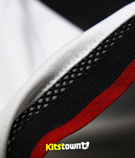 2014 Germany World Cup Home Retro 3 Stars Jersey Player Edition Long Sleeve - view 13