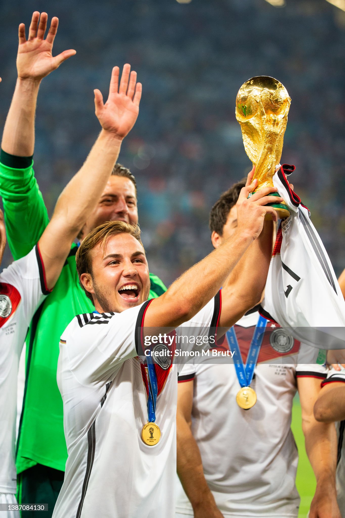 2014 Germany World Cup Home Retro 3 Stars Jersey Player Edition Long Sleeve - view 15