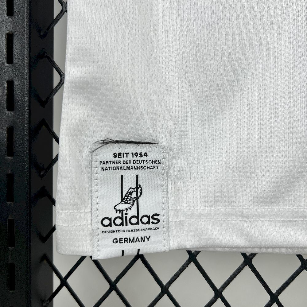 25-26 Germany Home Soccer Jersey Custom Shirt - view 4