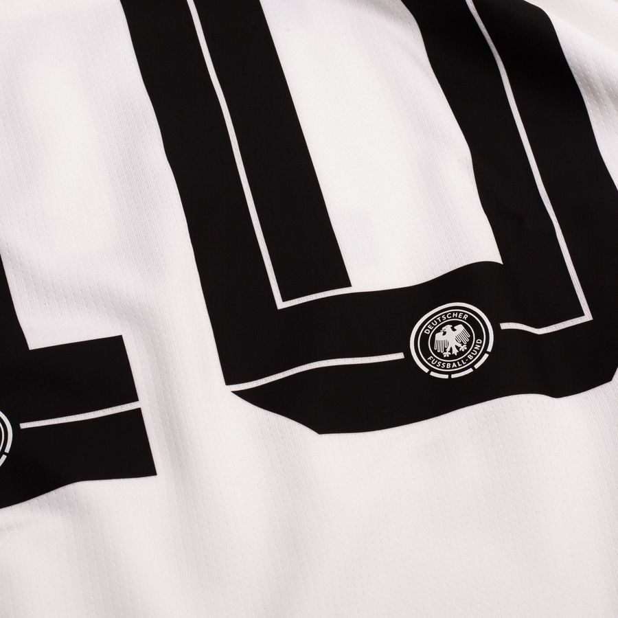 Germany Home Shirt World Cup 2026 MUSIALA 10 - view 5