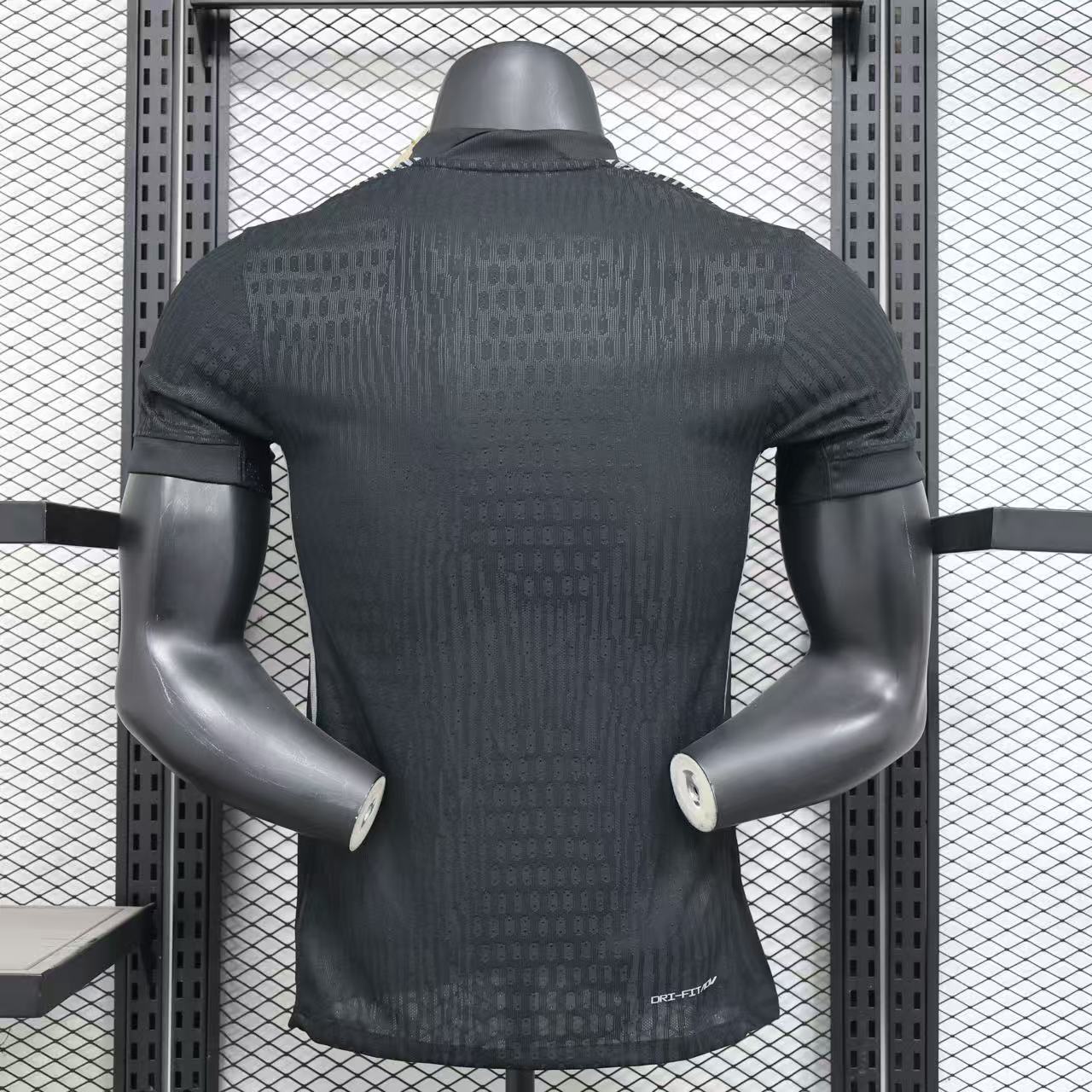2025 Netherlands Goalkeeper Soccer Jersey Player Version - view 8