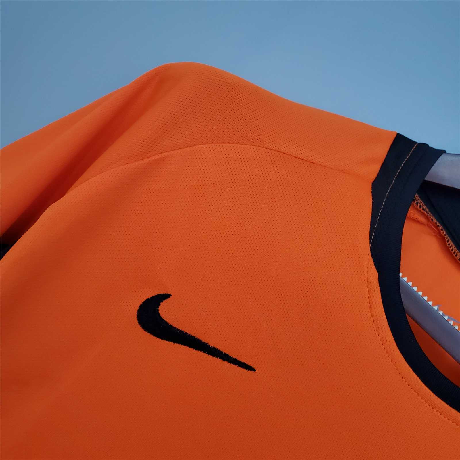 2002 Netherlands  Home Retro Jersey - view 7