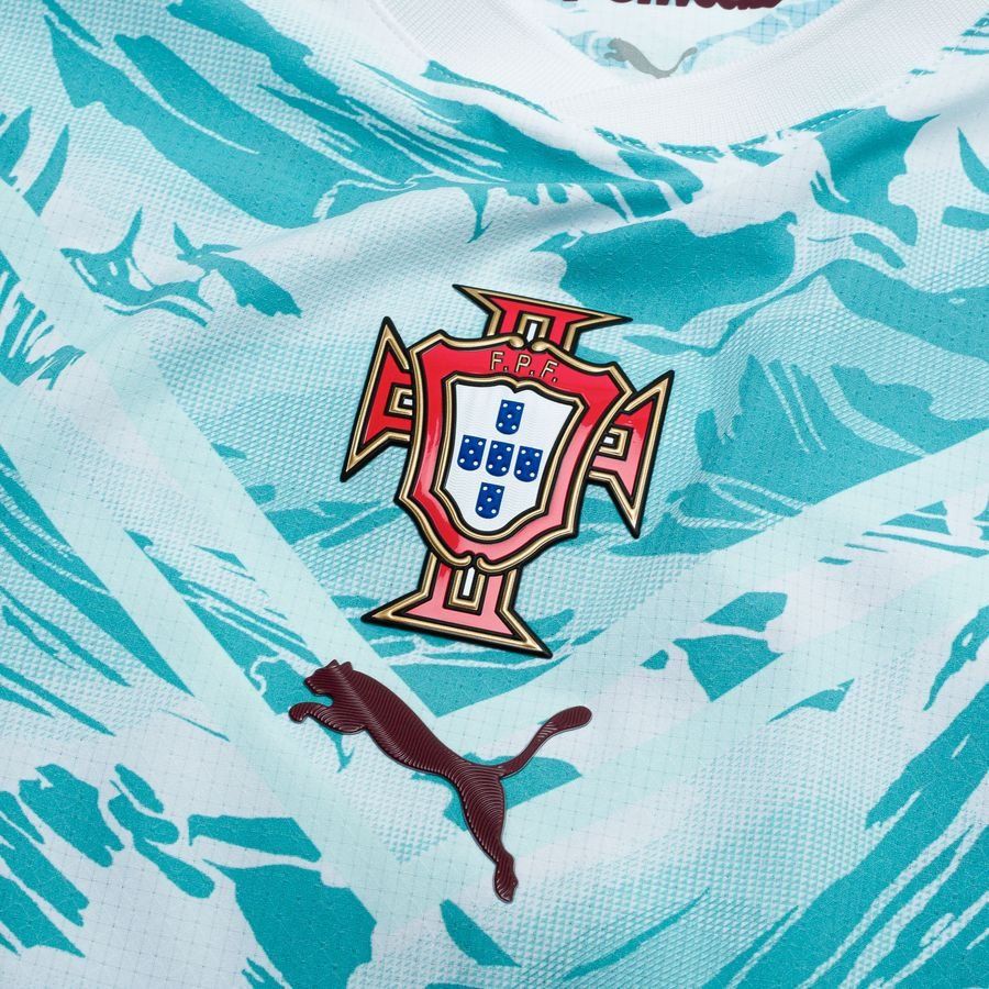 Portugal Away Shirt World Cup 2026 Authentic RONALDO 7 - view 13