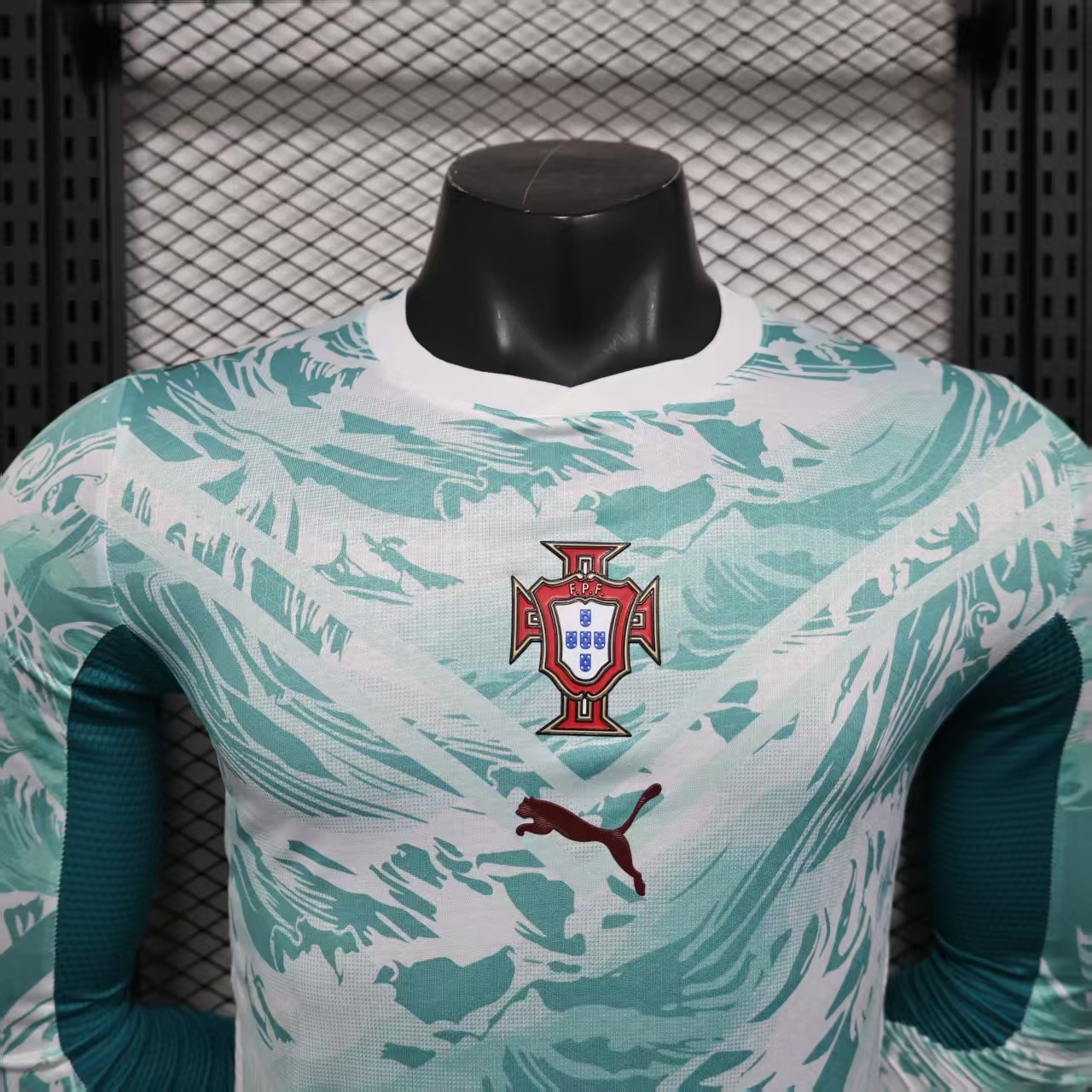 2026 Portugal  Away World Cup Soccer Jersey Player Version Long Sleeve - view 5