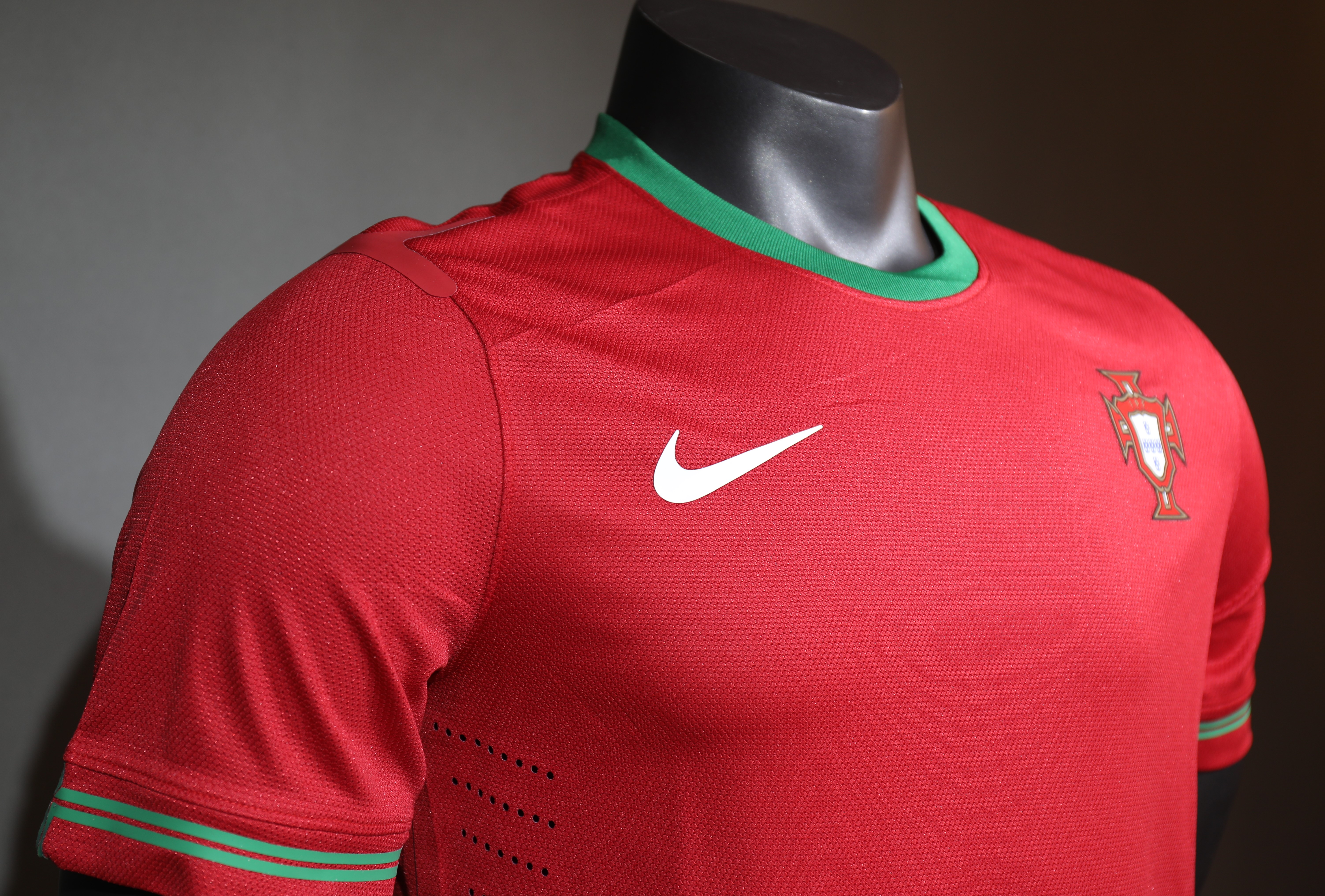 2012 Portugal  Euro Cup Home Retro Jersey Player Edition - view 7