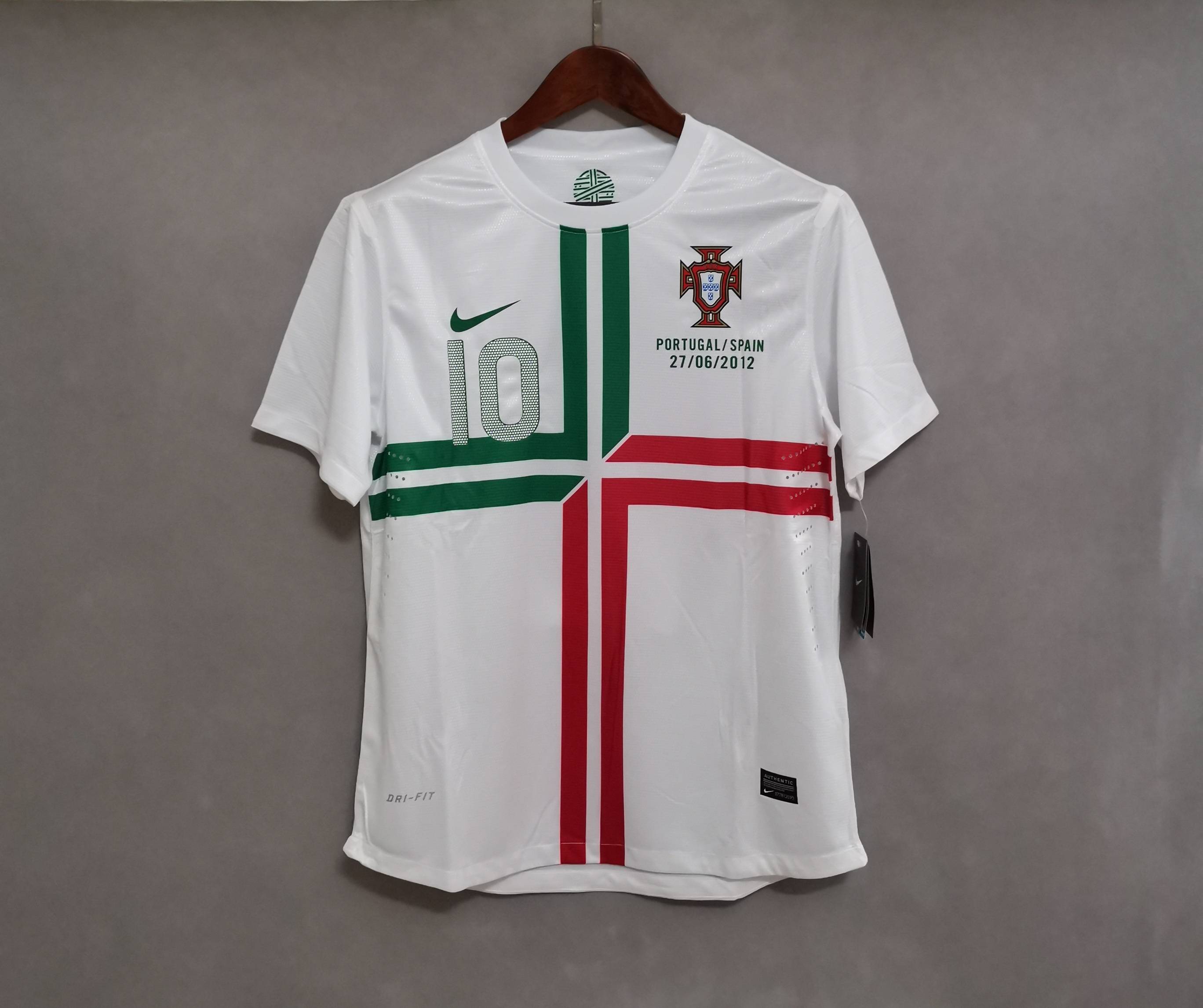 2012 Portugal  Euro Cup Away Retro Jersey - view 17