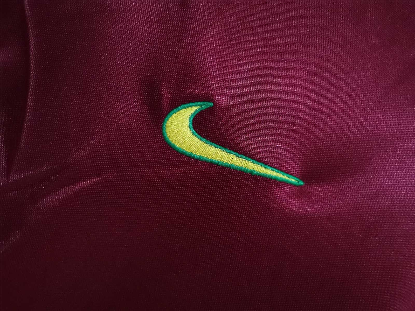 1998 Portugal  World Cup Home Retro Jersey - view 4