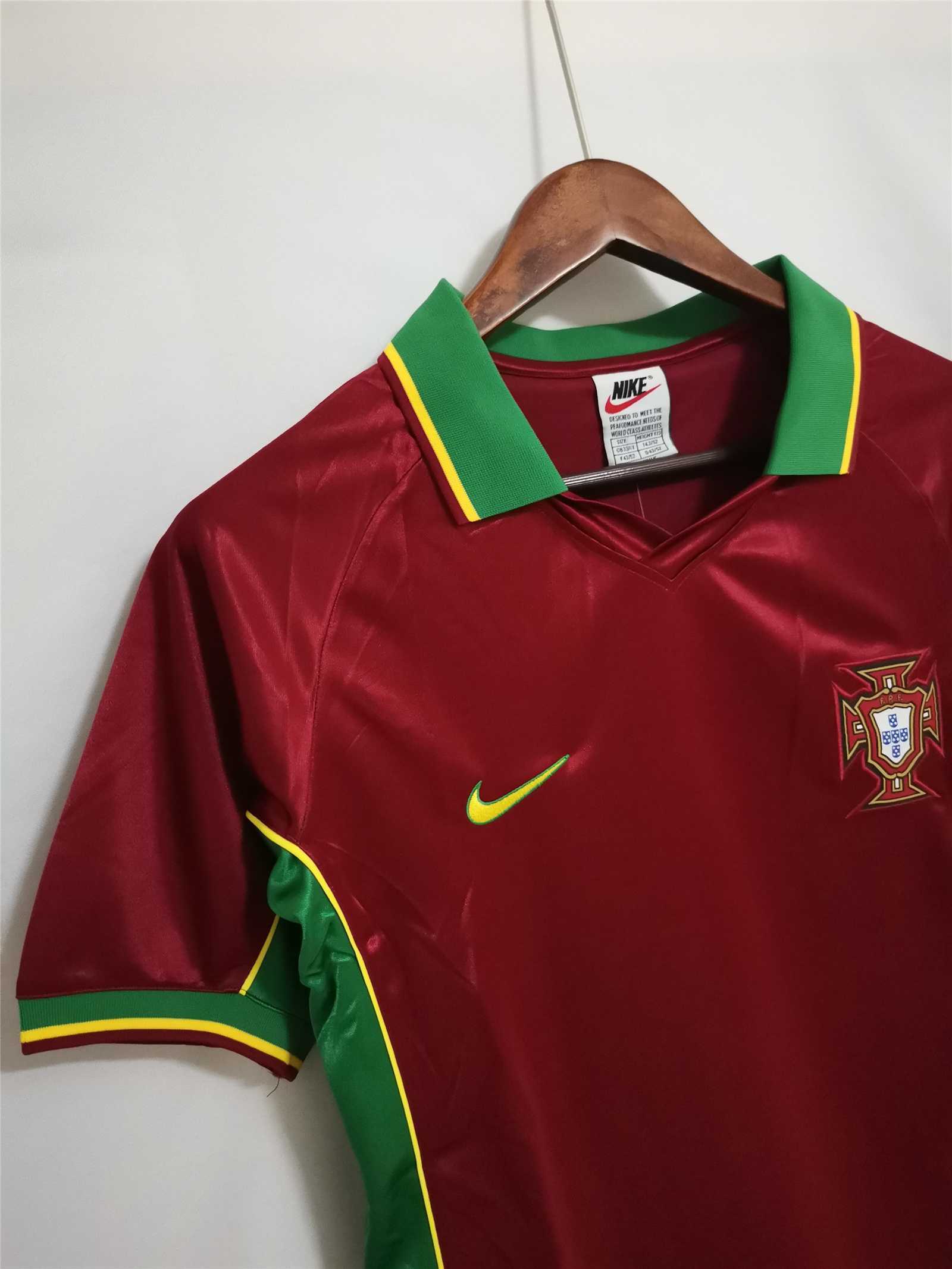 1998 Portugal  World Cup Home Retro Jersey - view 9