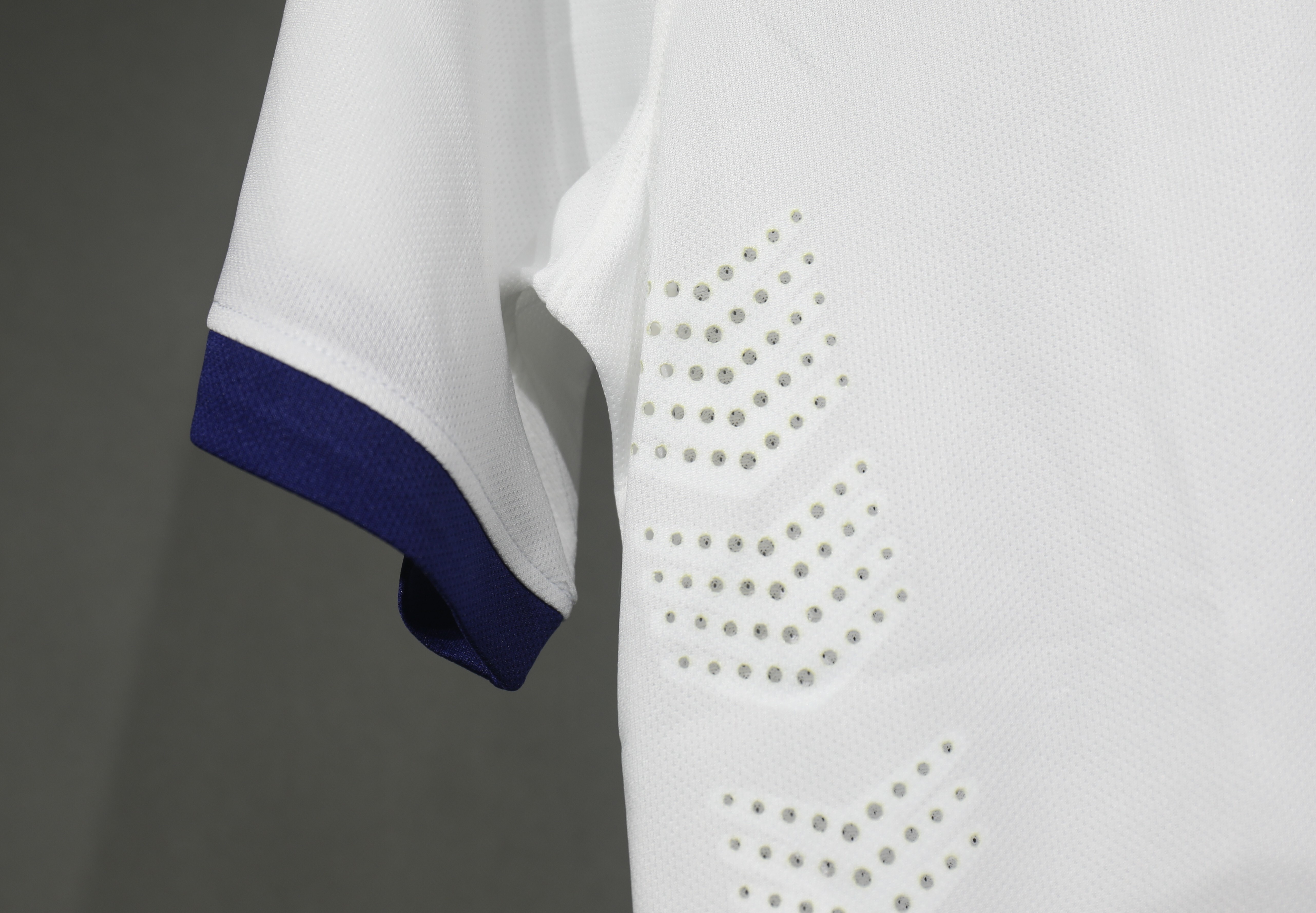 2014 Portugal  World Cup Away Retro Jersey Player Edition - view 13