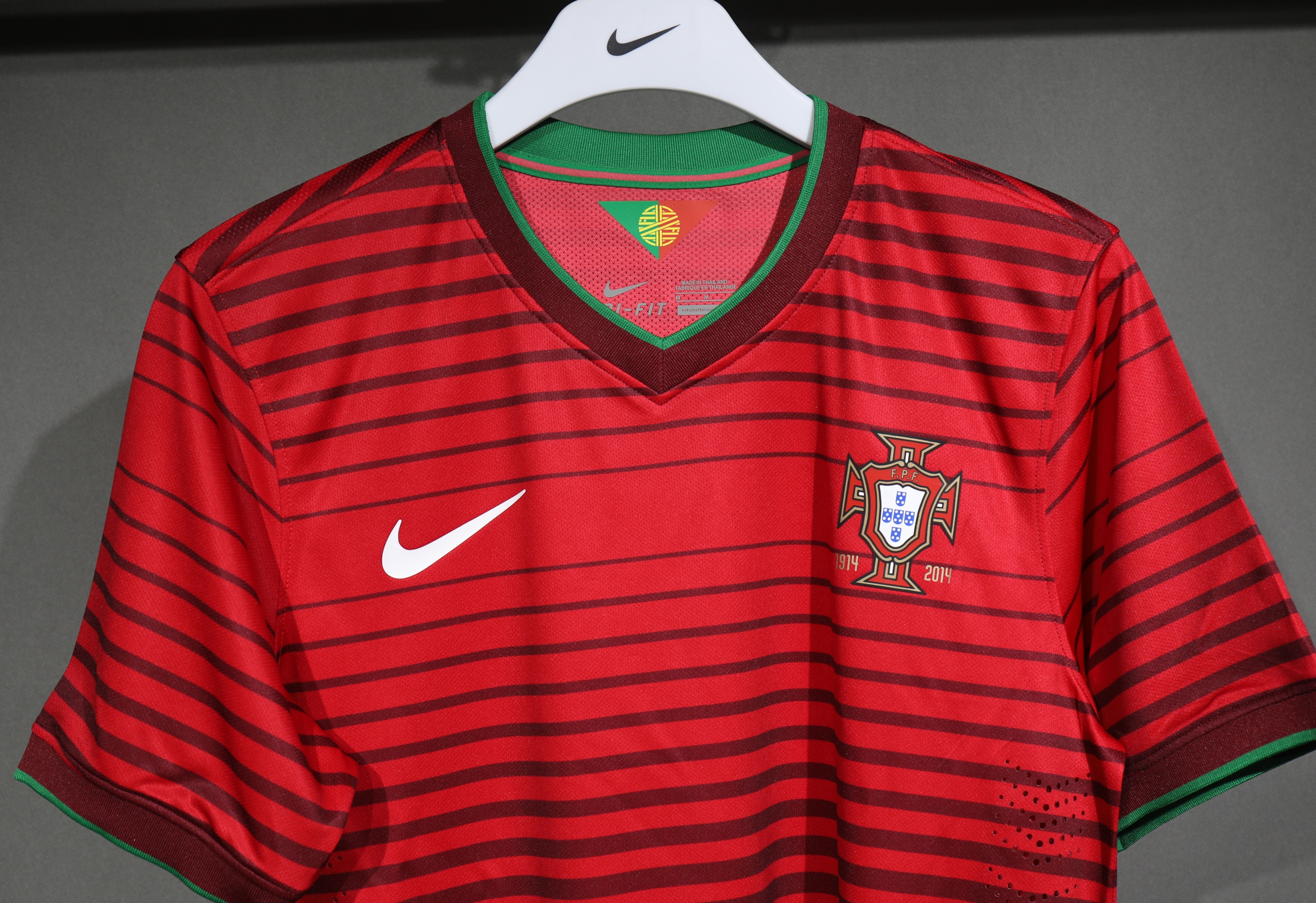 2014 Portugal  World Cup Home Retro Jersey Player Edition - view 4