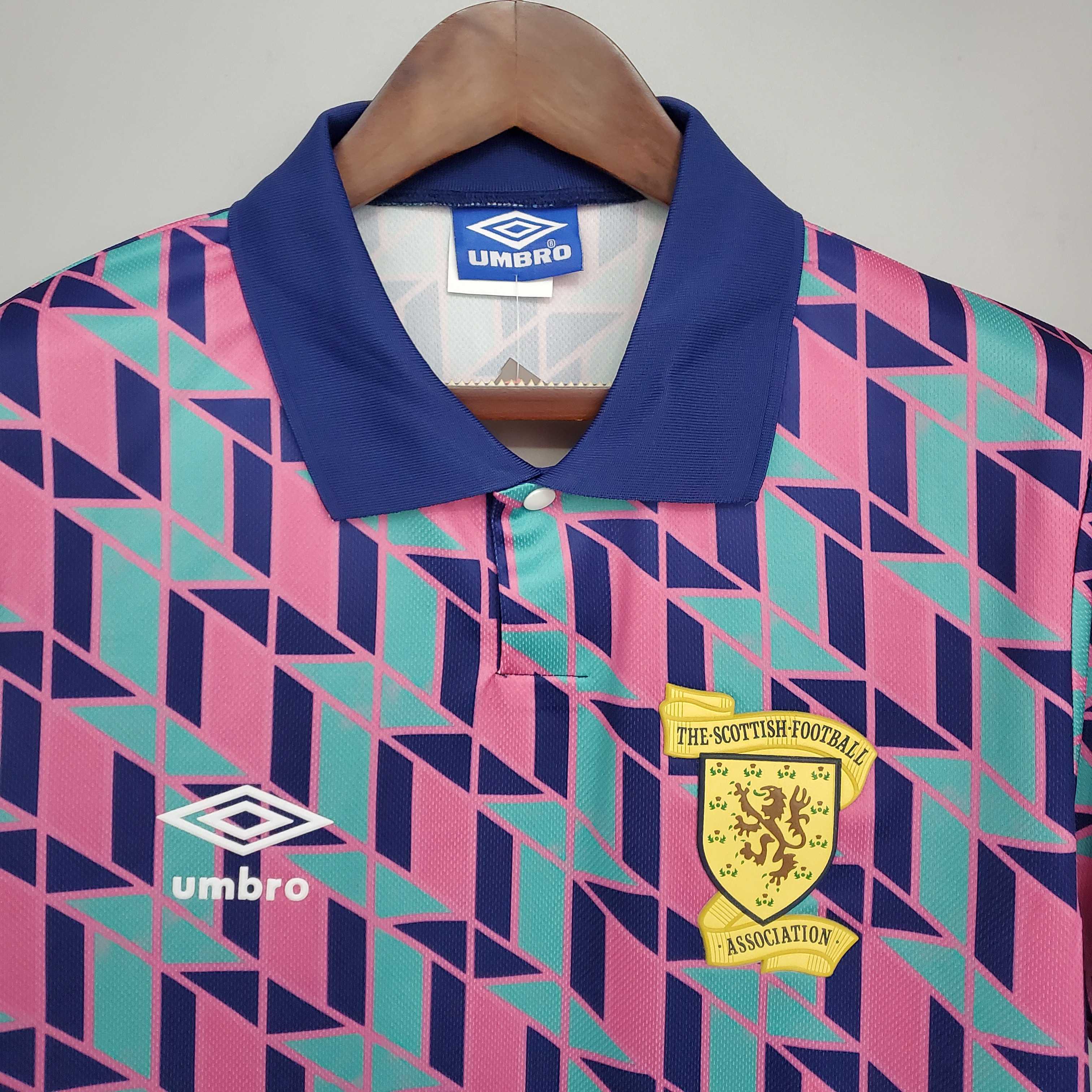 89-90 Scotland Away Soccer Retro Jersey - view 7