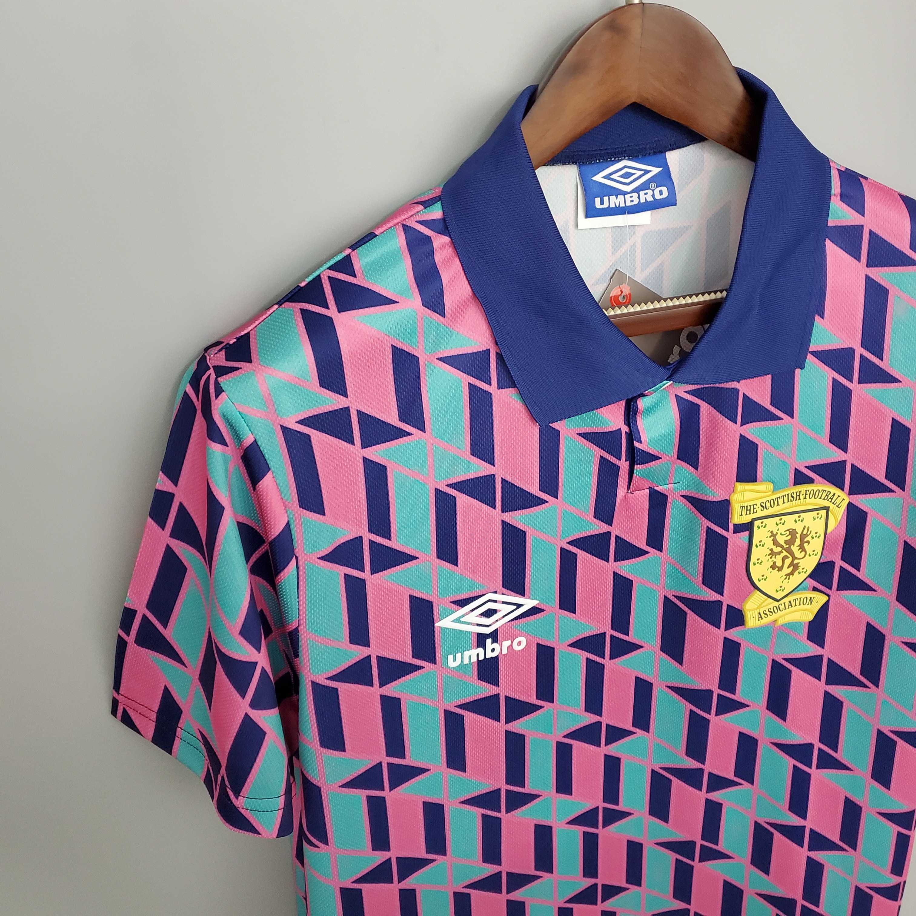89-90 Scotland Away Soccer Retro Jersey - view 8