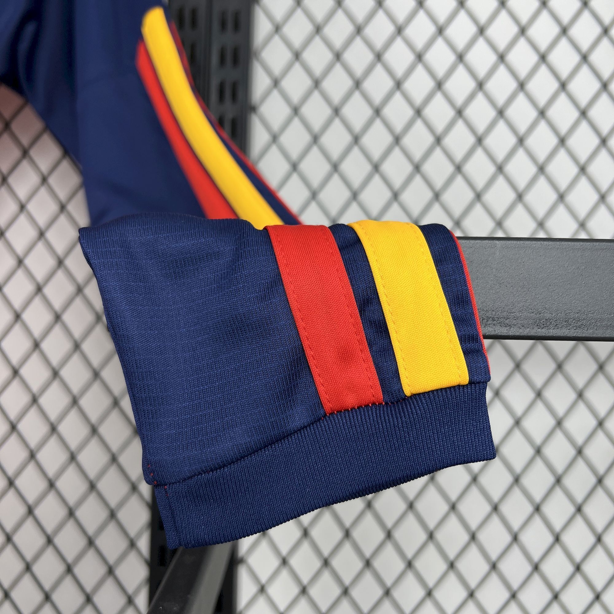 2026 Spain Home World Cup Soccer Jersey Long Sleeve - view 7