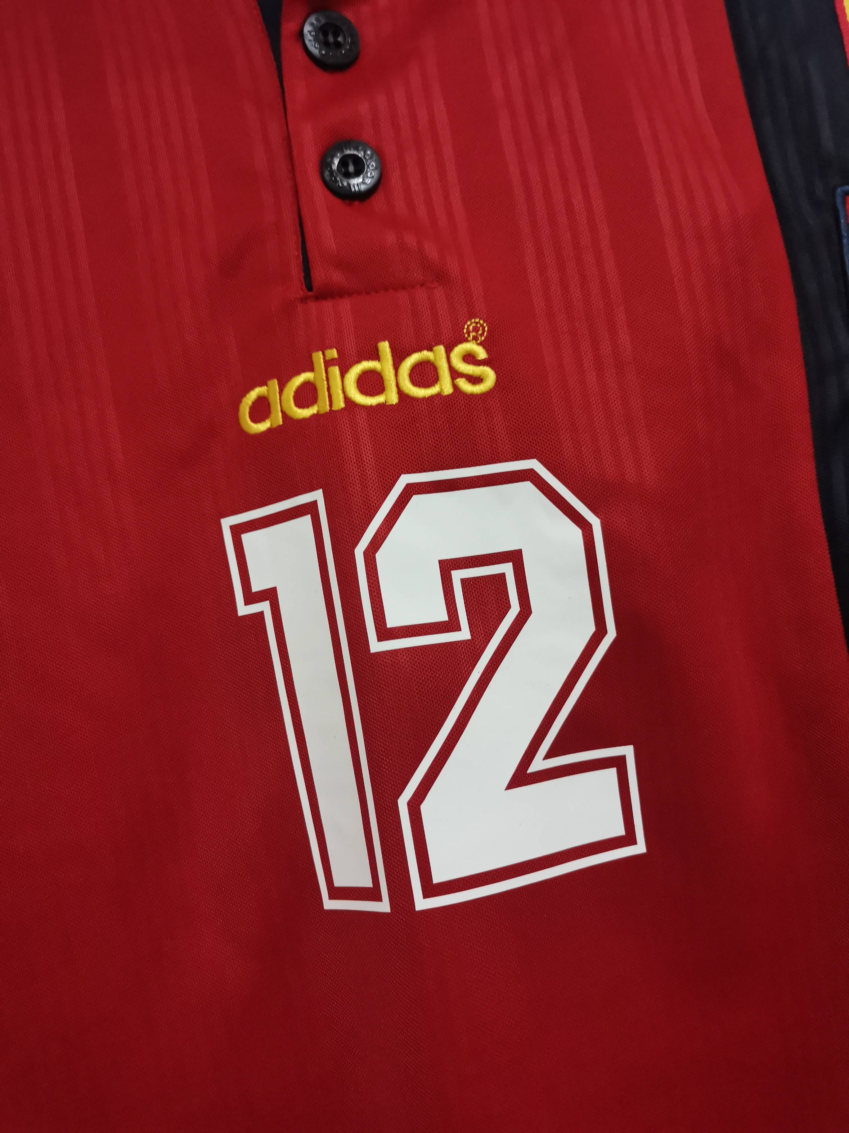 1996 Spain Home Euro Cup Retro Jersey - view 12