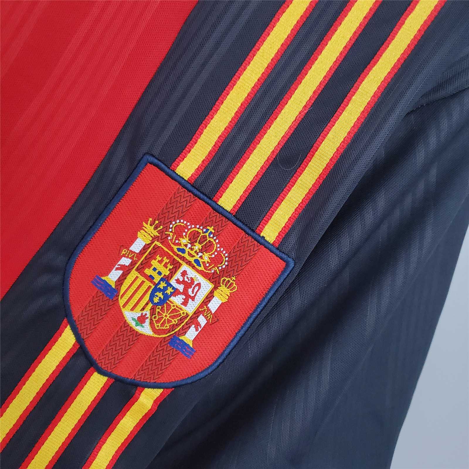 1996 Spain Home Euro Cup Retro Jersey - view 4