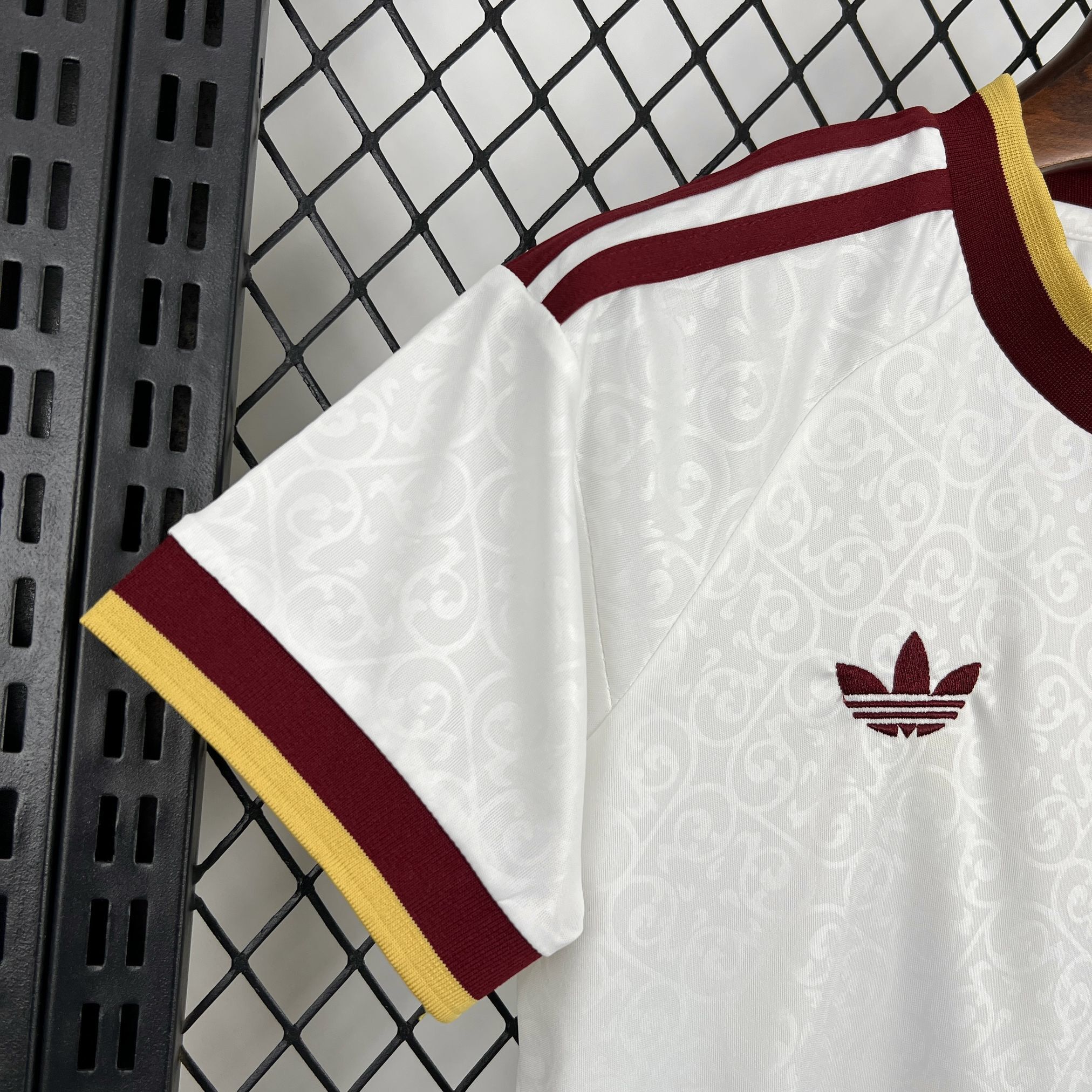 2026 Spain Away World Cup Soccer Kids Kit Jersey+Shorts - view 6
