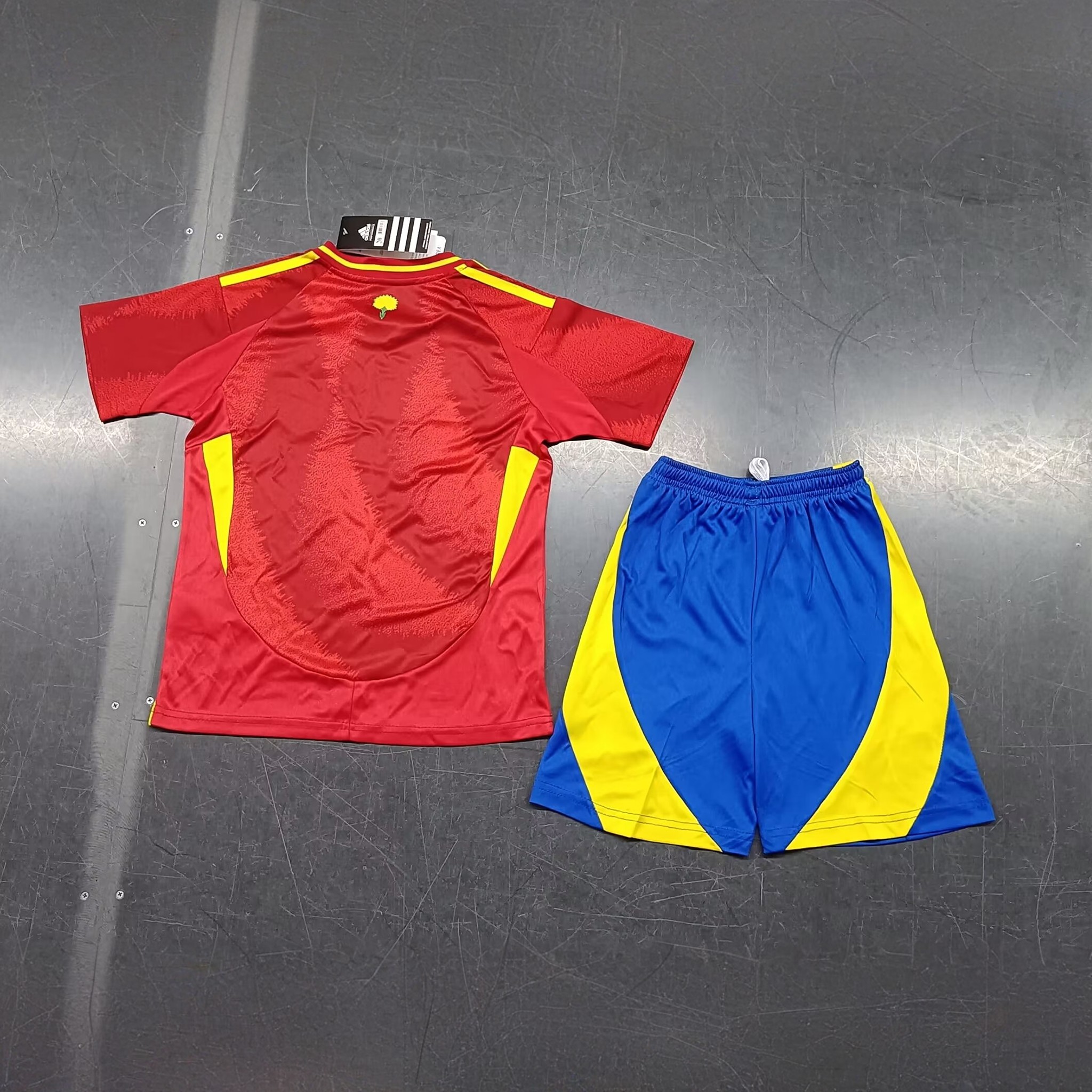2024 Spain Euro Cup Home Football Kids Kit Jersey+Shorts - view 3