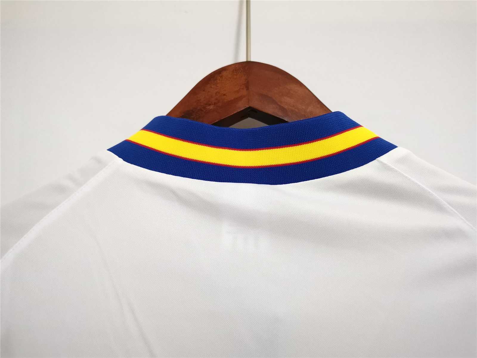 1994 Sweden World Cup Away Soccer Retro Jersey - view 4