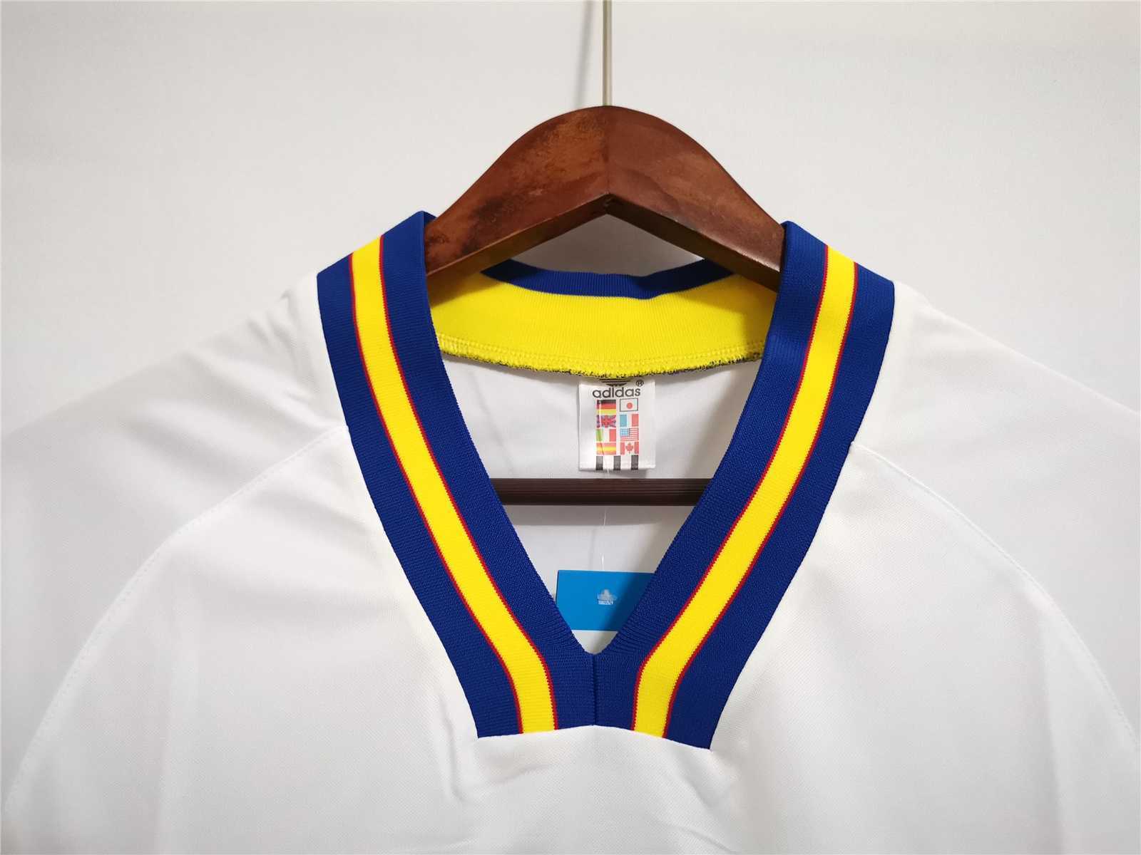 1994 Sweden World Cup Away Soccer Retro Jersey - view 8