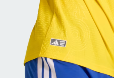 2026 Sweden World Cup Home Football Jersey Player Version - view 4
