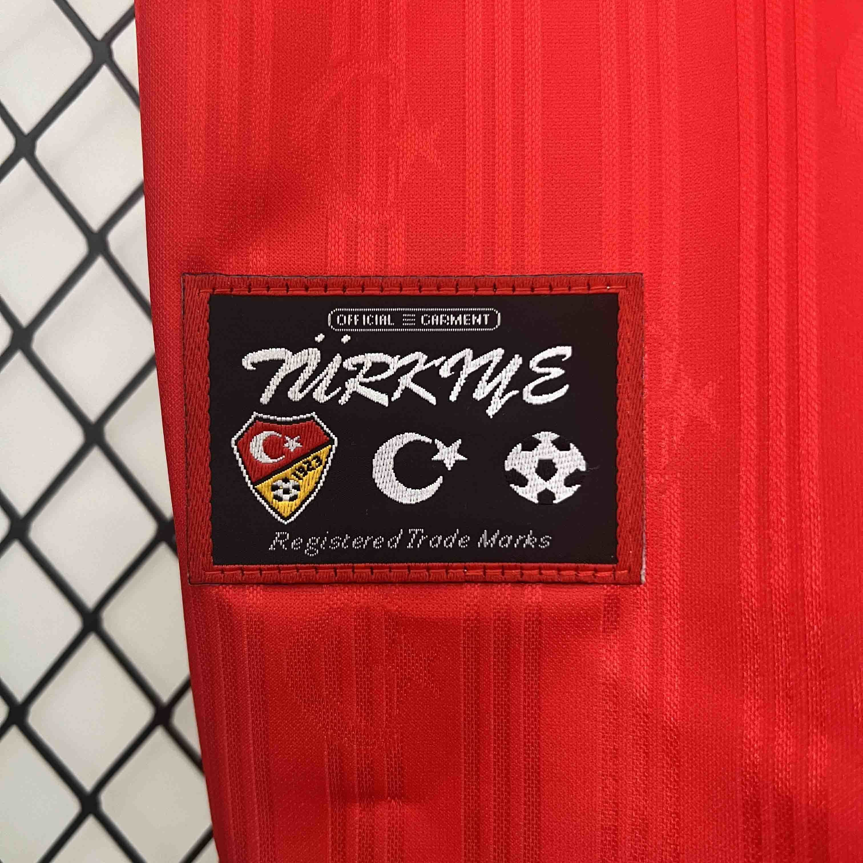 1996 Turkey World Cup Home Football Retro Jersey - view 3