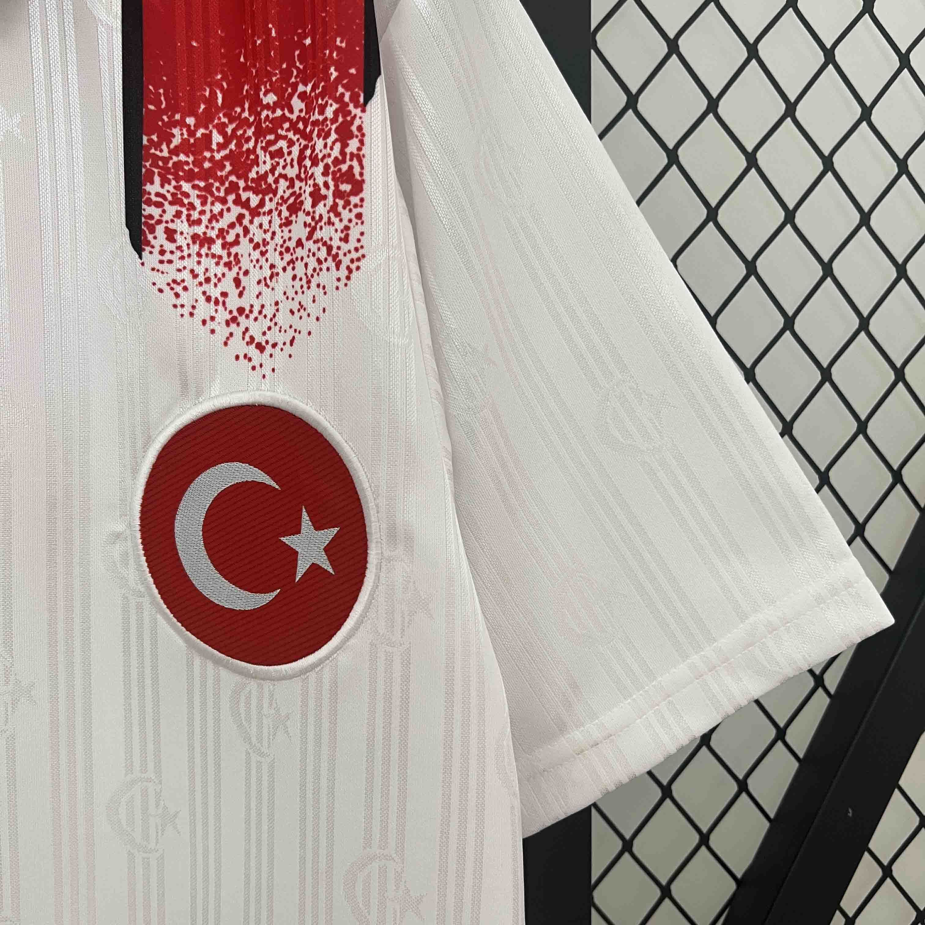 1996 Turkey World Cup Away Football Retro Jersey - view 4