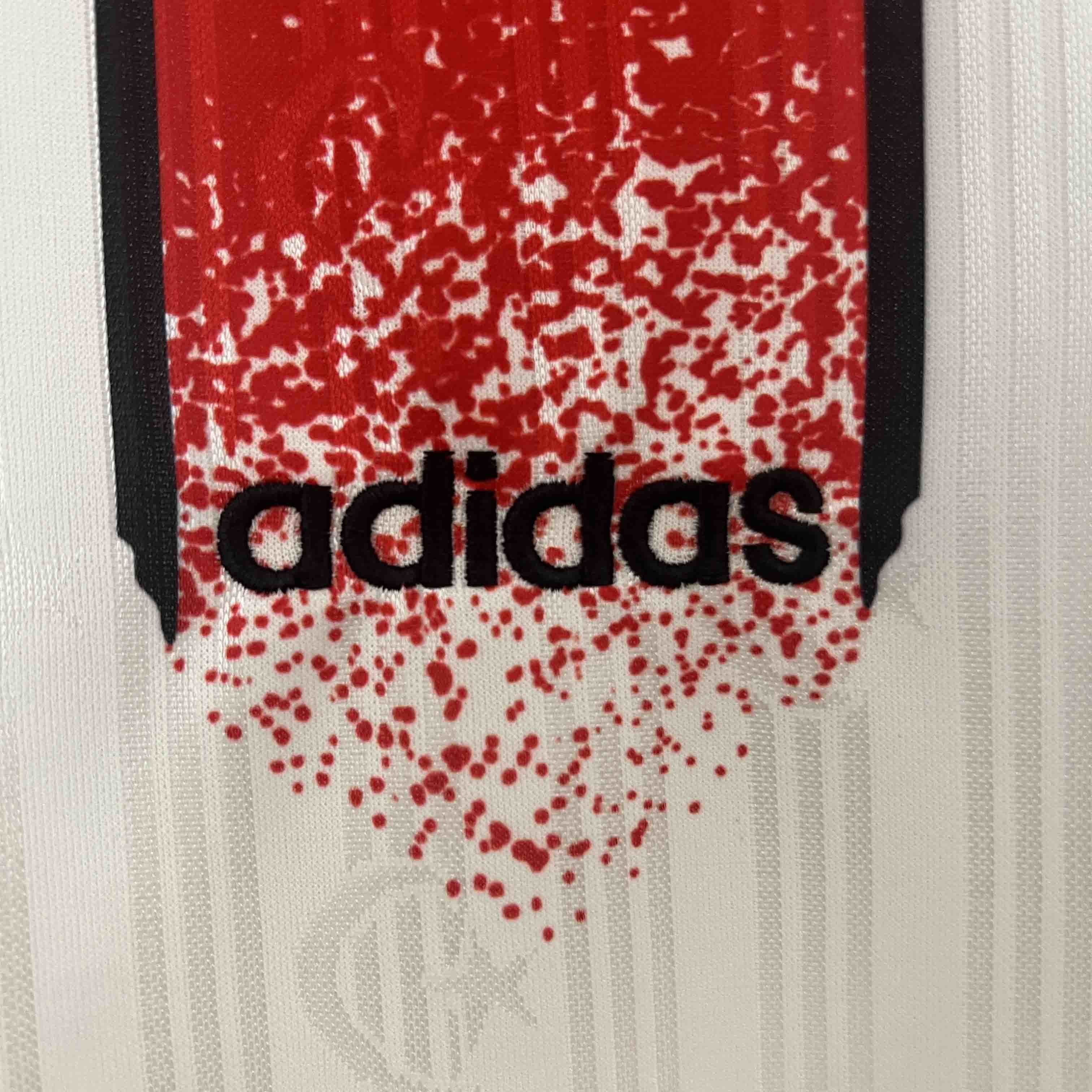 1996 Turkey World Cup Away Football Retro Jersey - view 6