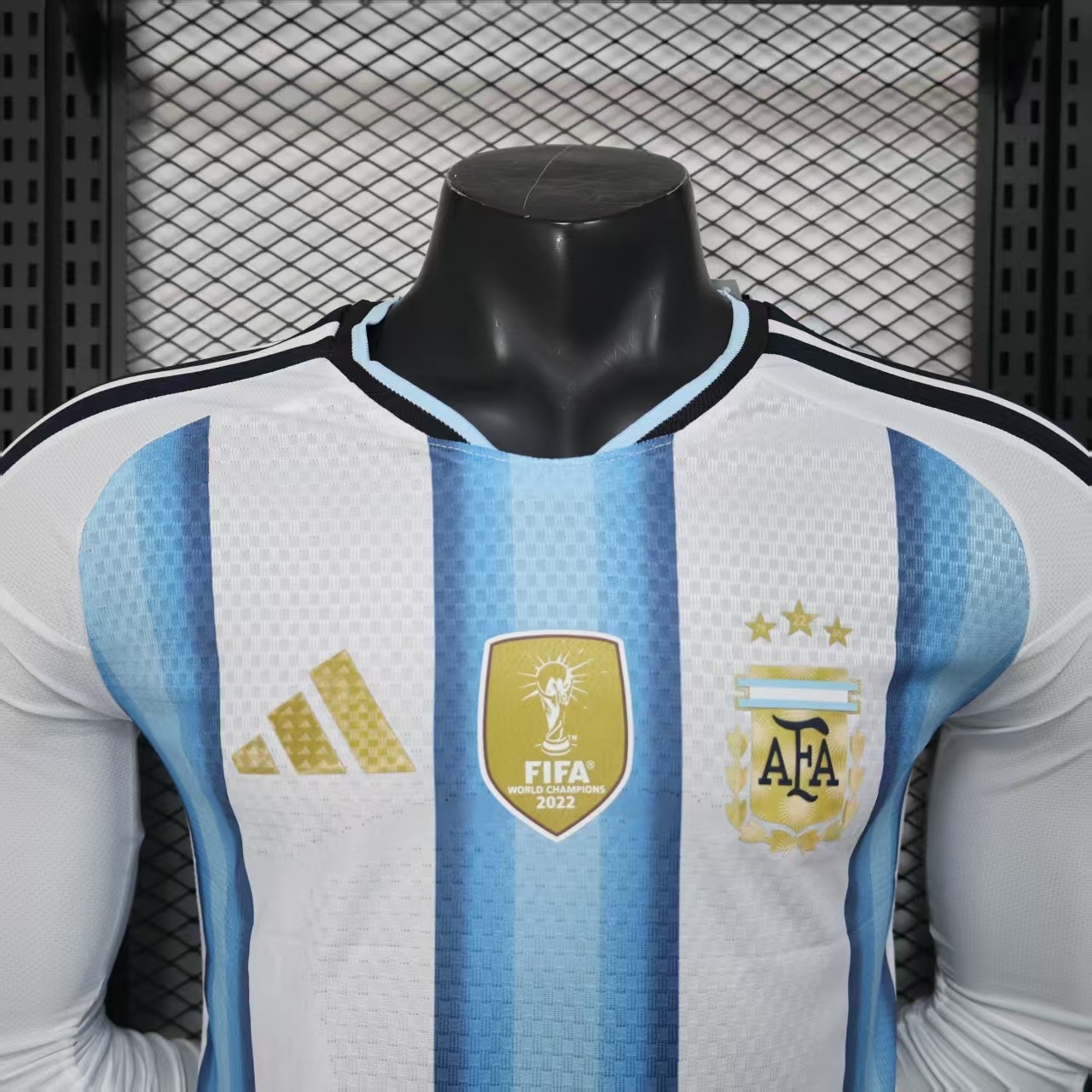 2026 Argentina Home World Cup Player Version Soccer Jersey Long Sleeve - view 8