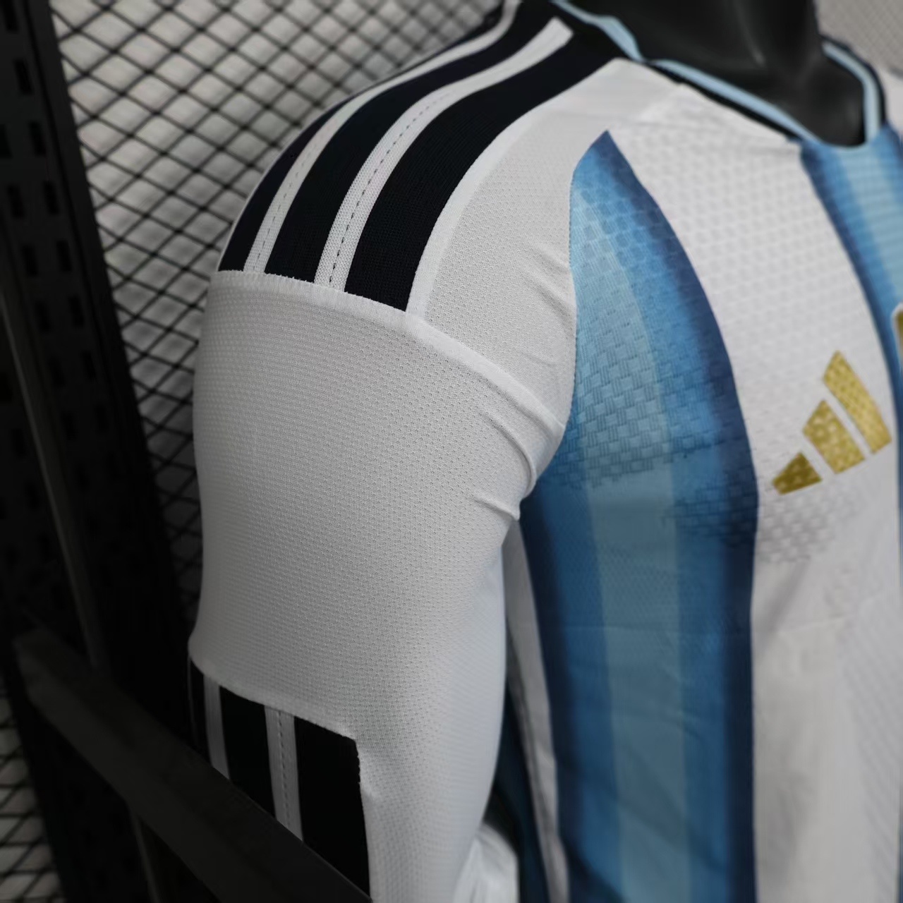 2026 Argentina Home World Cup Player Version Soccer Jersey Long Sleeve - view 10