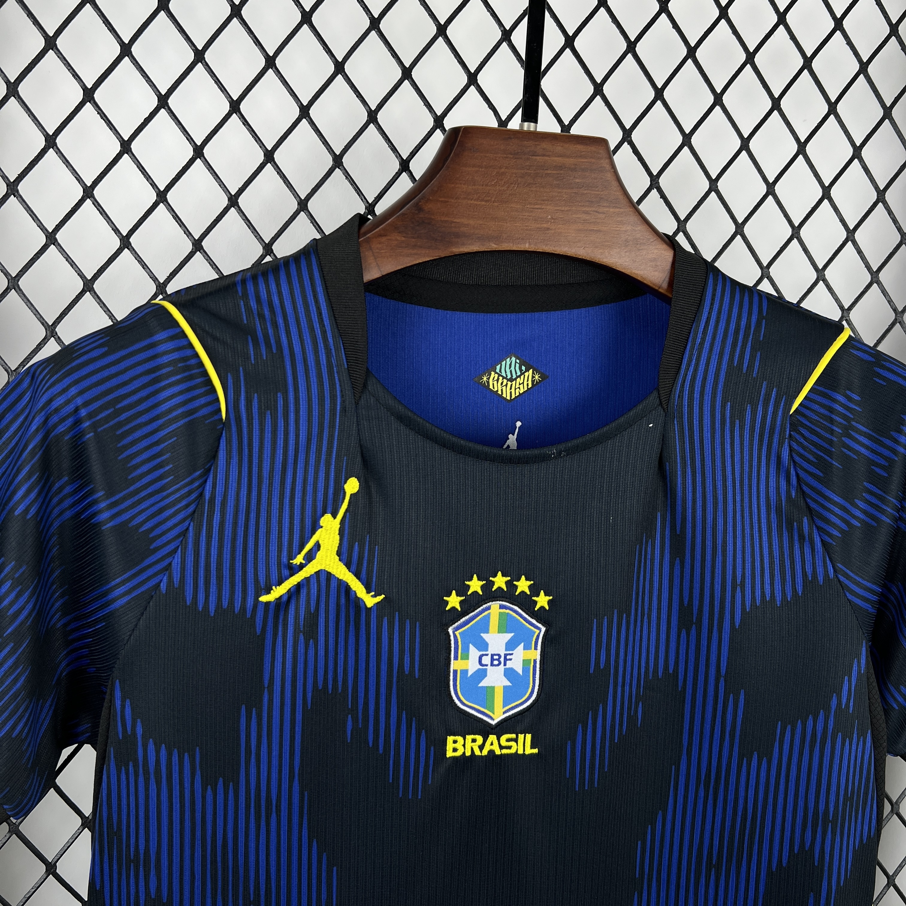 2026 Brazil Away World Cup Football Kids Kit Jersey+Shorts - view 6